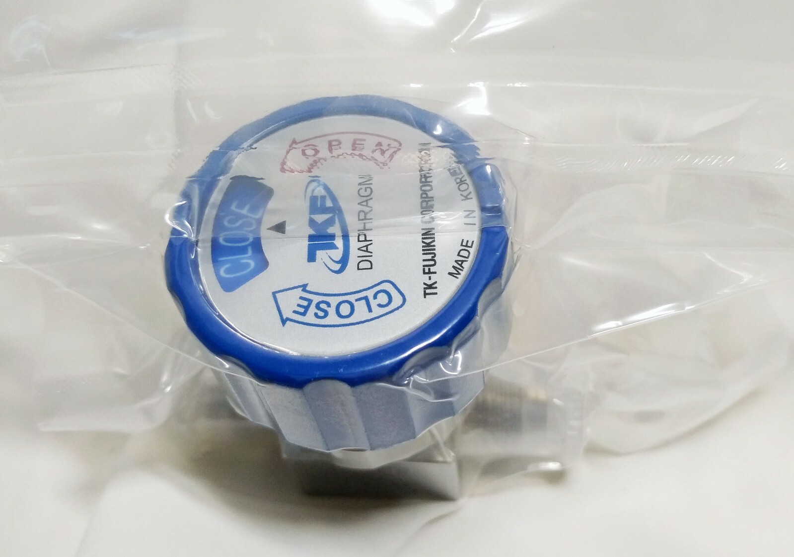 TKF Manual Diaphragm Valve,1/4″ MVCR (Similar 6LVV-DPVR4-P) 0.3Cv, 4.5mm Orifice