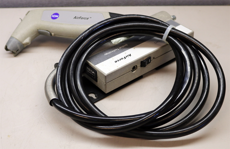 Ion Systems MKS 6115 Ionizing Air Blow-off Gun