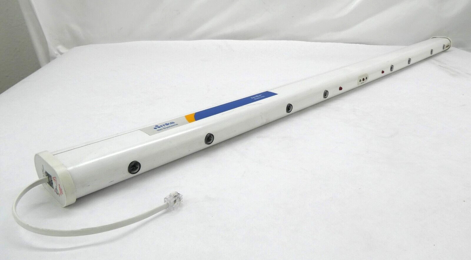 ION Systems 5200-IM6T-V3.0 Ionizer Bar Set MKS Instruments AeroBar 5225 Working