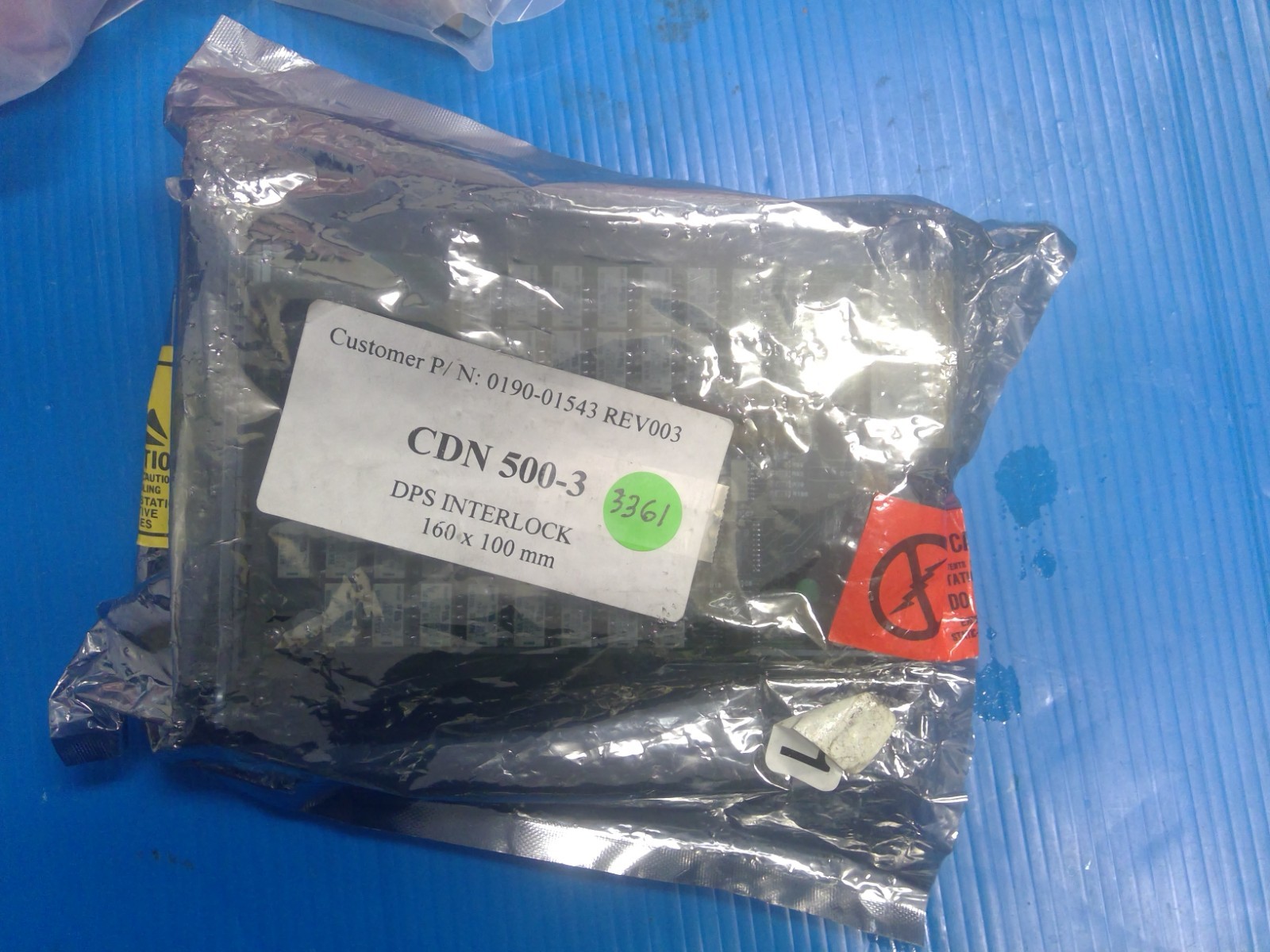 0190-01543; INTERLOCK GAS PANEL MODULE POLY-300MM