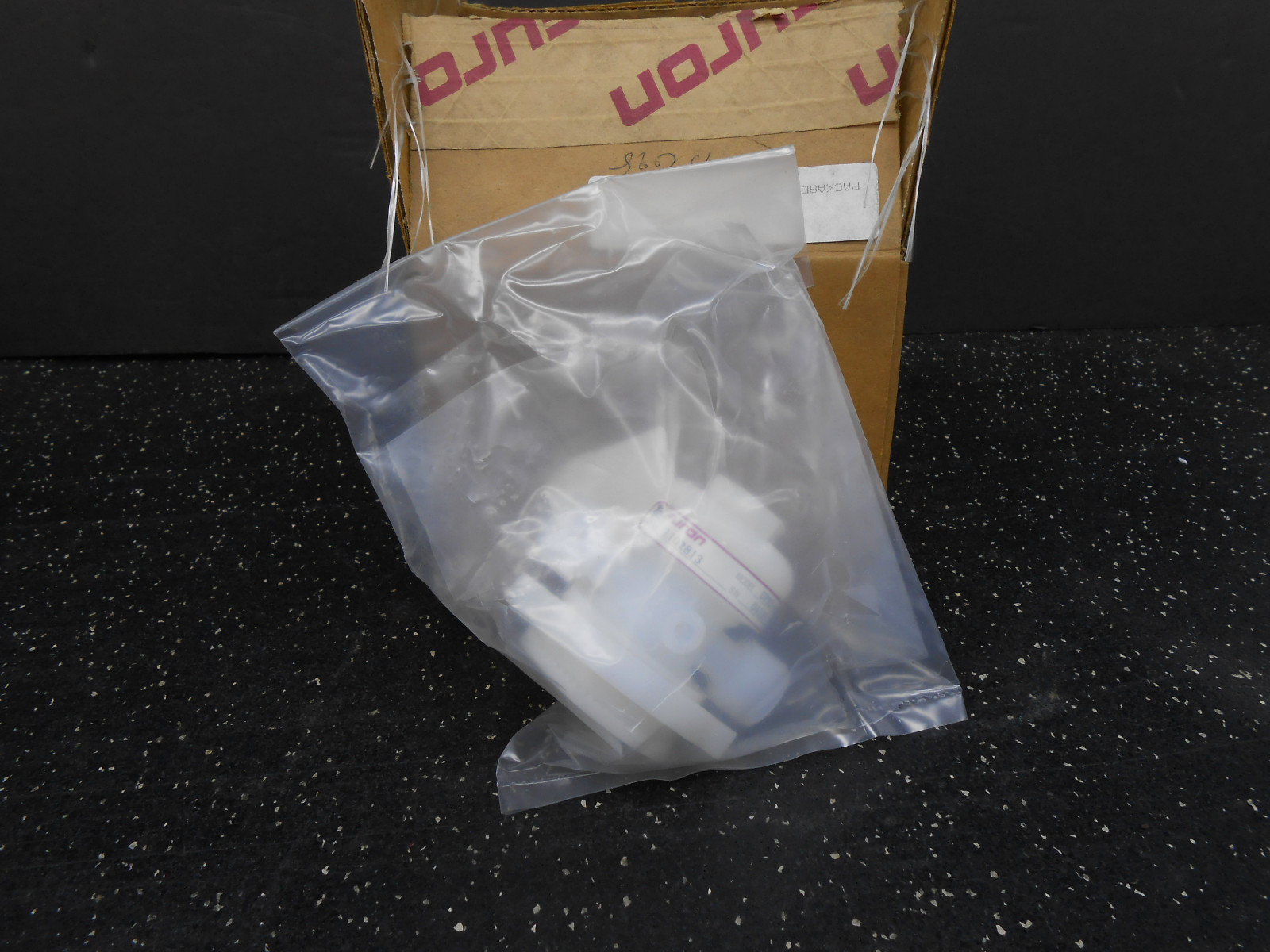 FURON UPM-146NC ⅜” VALVE 1102813