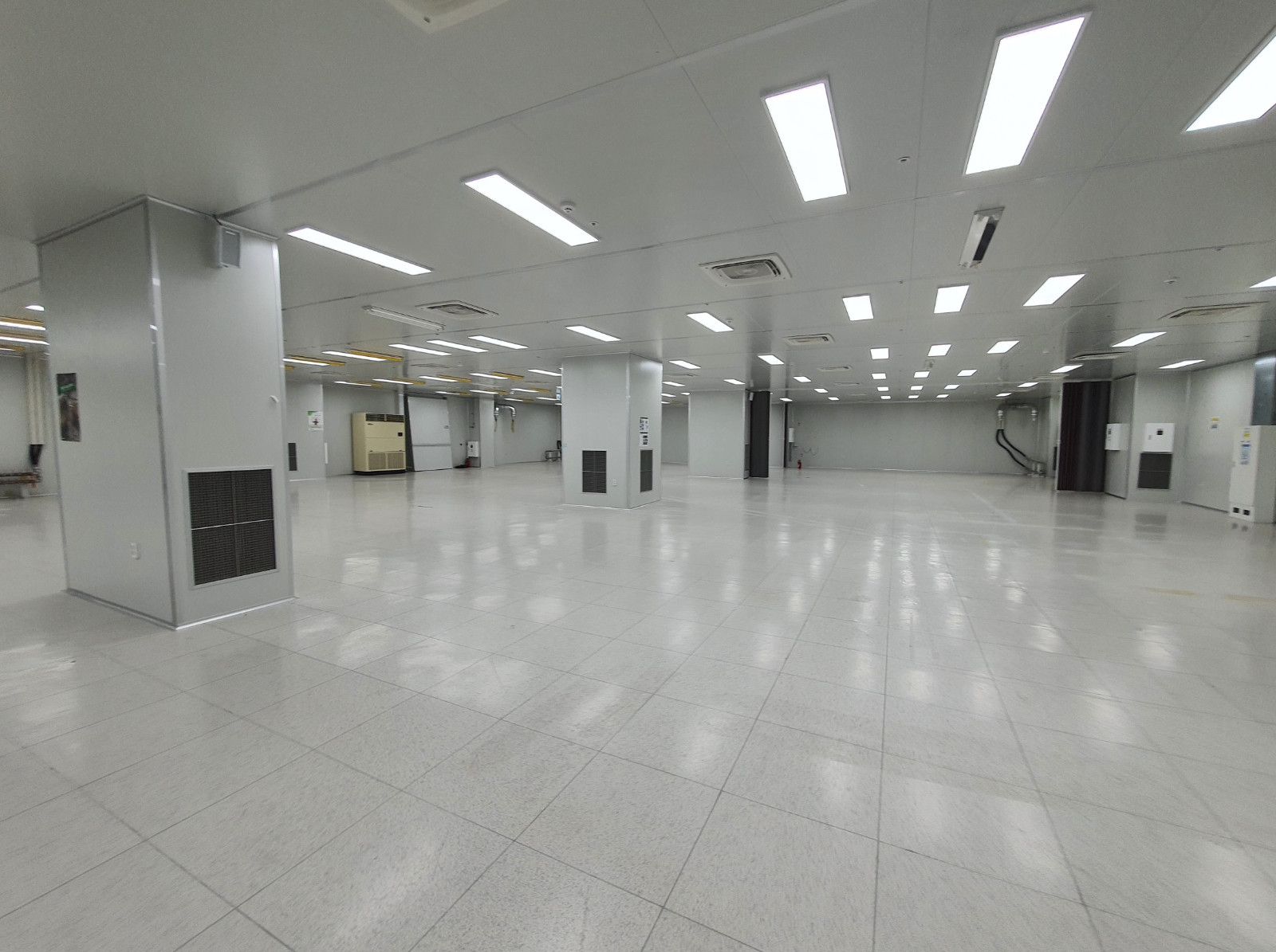 Cleanroom for sale clean room class 100 to100,000 / ISO5 to ISO8