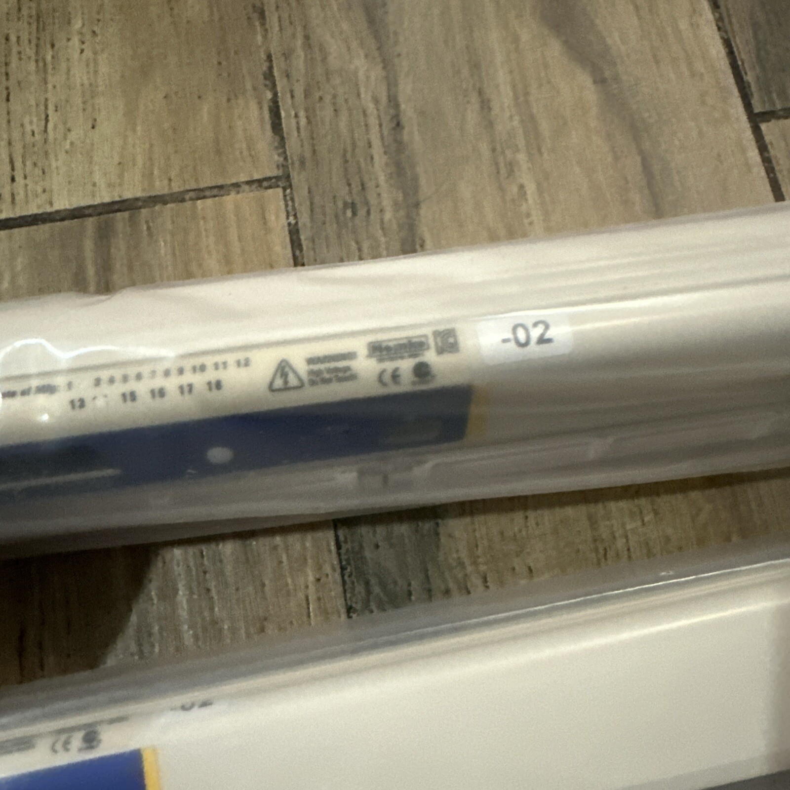 SIMCO ION AeroBar 5710 uWire Ionizing Bar