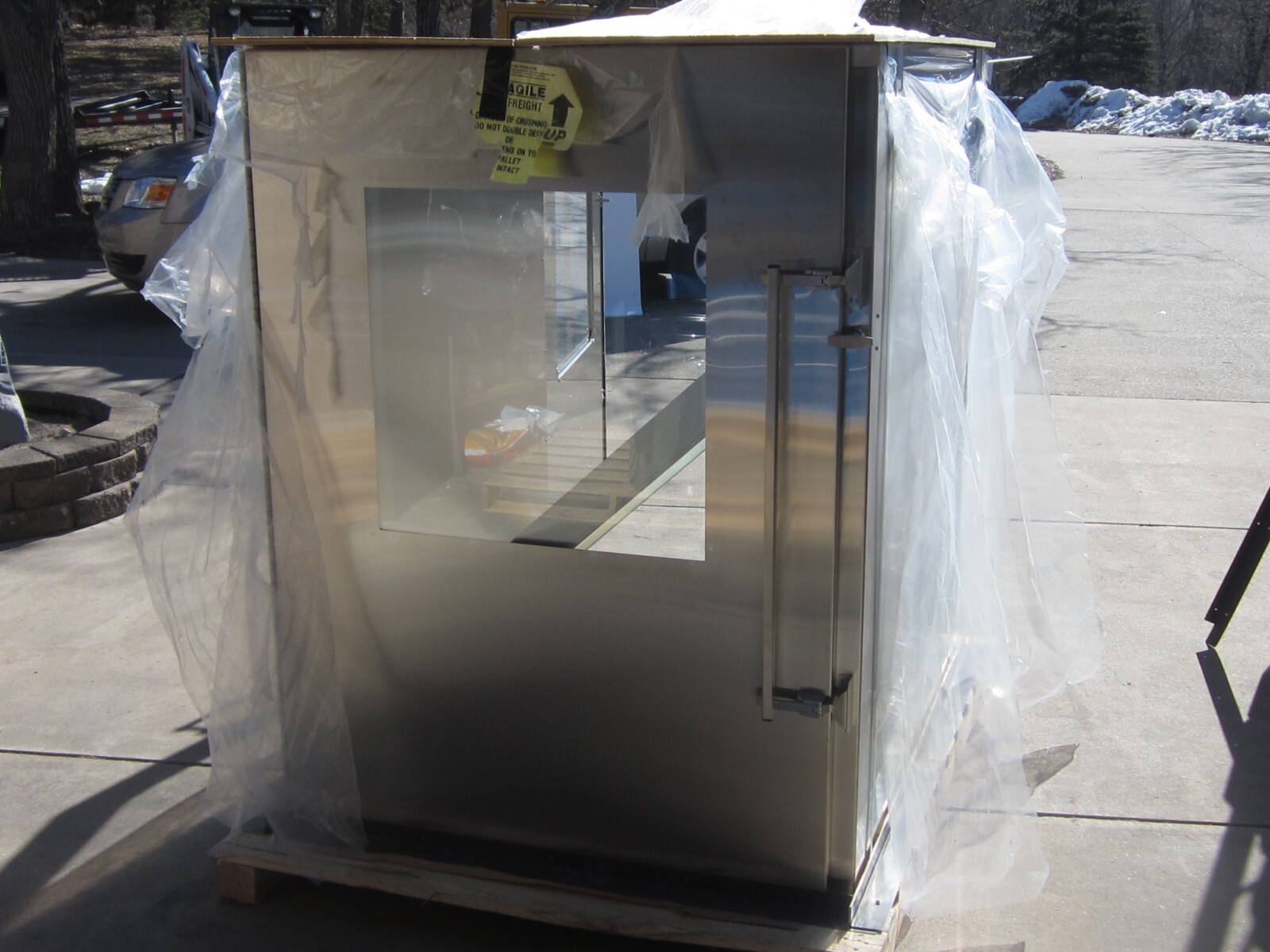 CLEAN AIR PRODUCTS CAP 18 FLOOR MOUNTED PASS THRU STAINLESS STEEL 42 X 60 X 54D