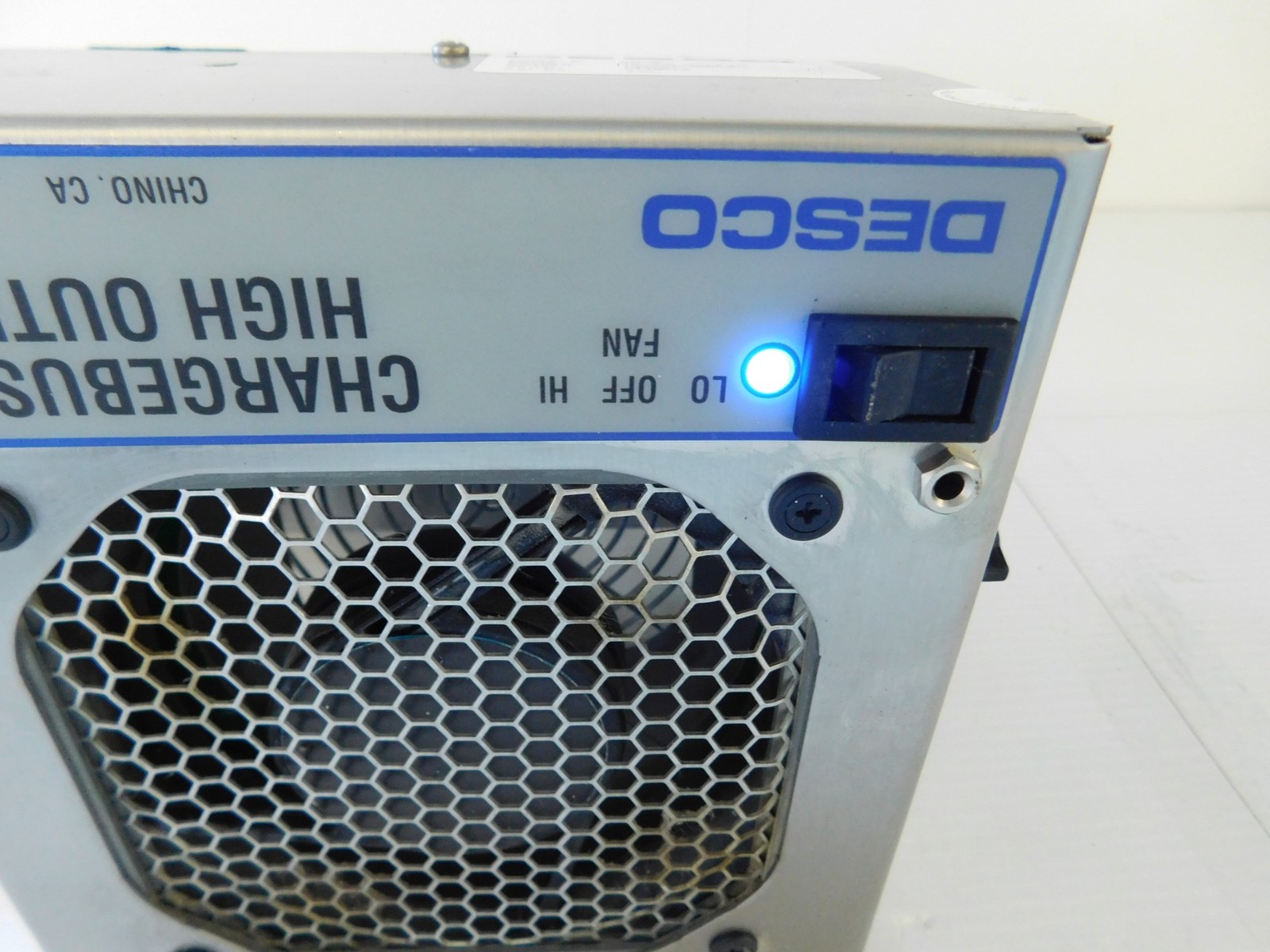 Desco 60500 ChargeBuster High Output Ionizer w/ EXTENSION ARM (QXG83)