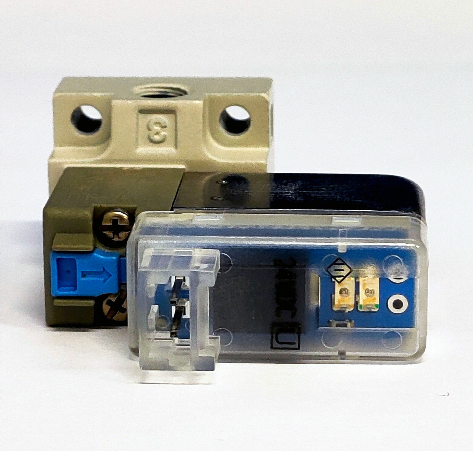 SMC V114-5LU-M5 Miniature Solenoid Valve (Brand New)