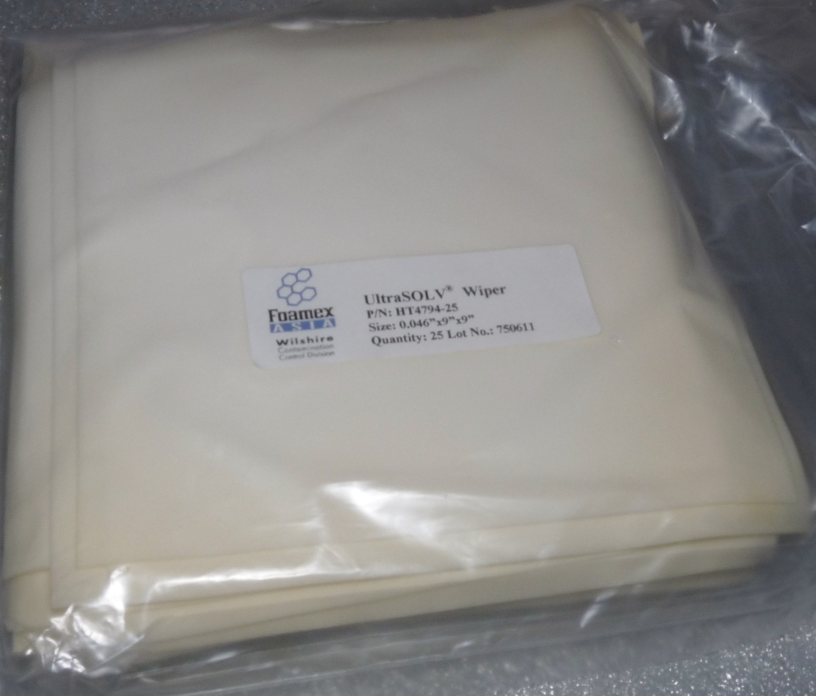 NEW PACK OF 25 FOAMTEC HT4794-25 ULTRASOLV WIPERS 0.046″ X 9″ X 9″