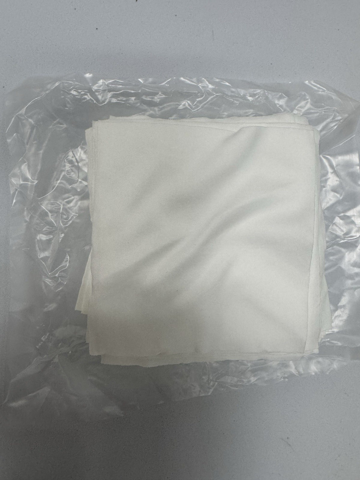 200PCS Cleanroom Wipers 9x9cm Lint Free Polyester Cleaning Cloth Screen Lens PCB
