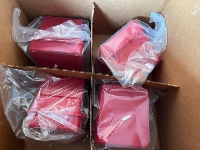 ENTEGRIS 150 mm (6 inch) Wafer Cassette / BOX, PA182-60MB, RED, REFURBISHED