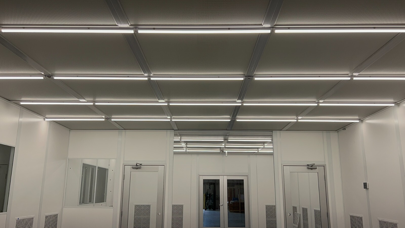 Cleanroom for sale clean room class 10 to100,000 / ISO4 to ISO9
