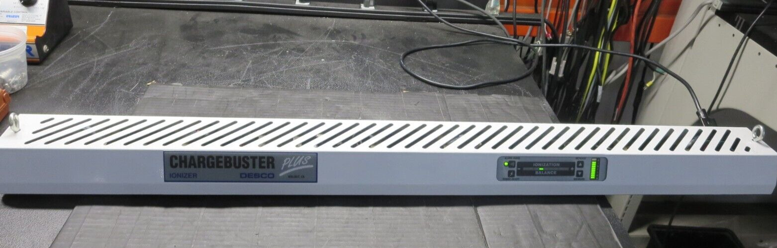 Desco, A60425 (“ChargeBuster Plus”),Overhead Ionizer,3 Fans,40 Inch, Powers On