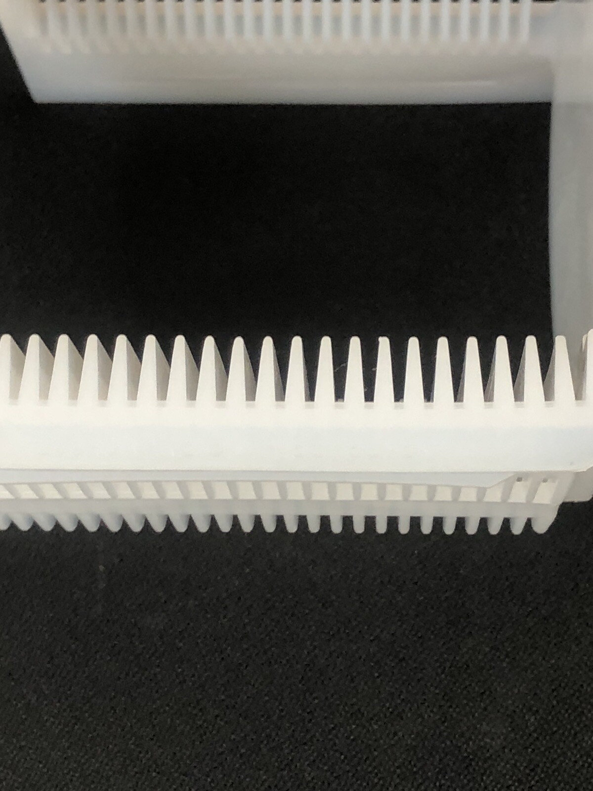 A182-60MB Entegris / Fluoroware 150mm (6 inch) Teflon Wafer Cassette PTFE.