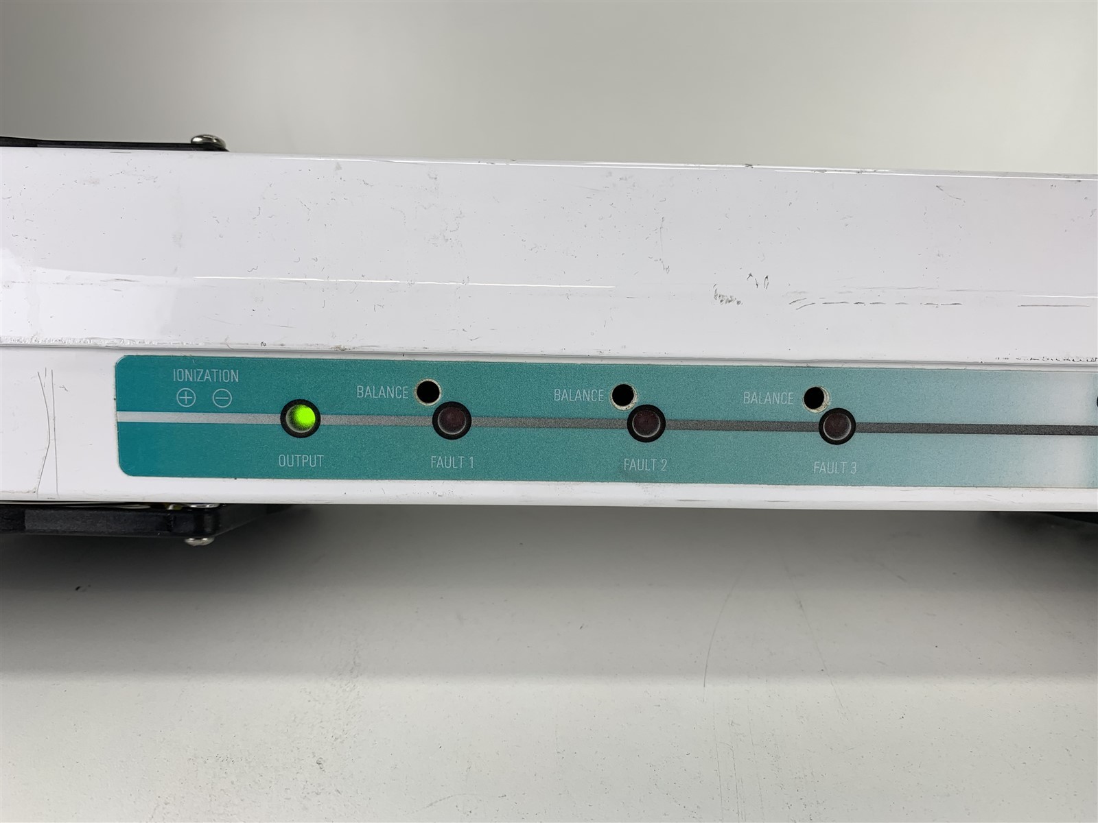 SIMCO CENTURION 9E 3 FAN IONIZER- IONIZING FAN