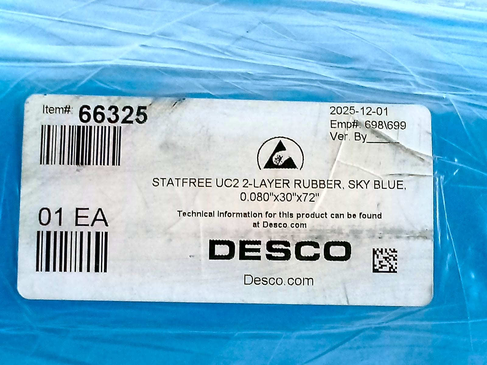 Desco 66325 Statfree Dissipative 2-Layer Rubber ESD Mat 30″ x 72″ Sky Blue New