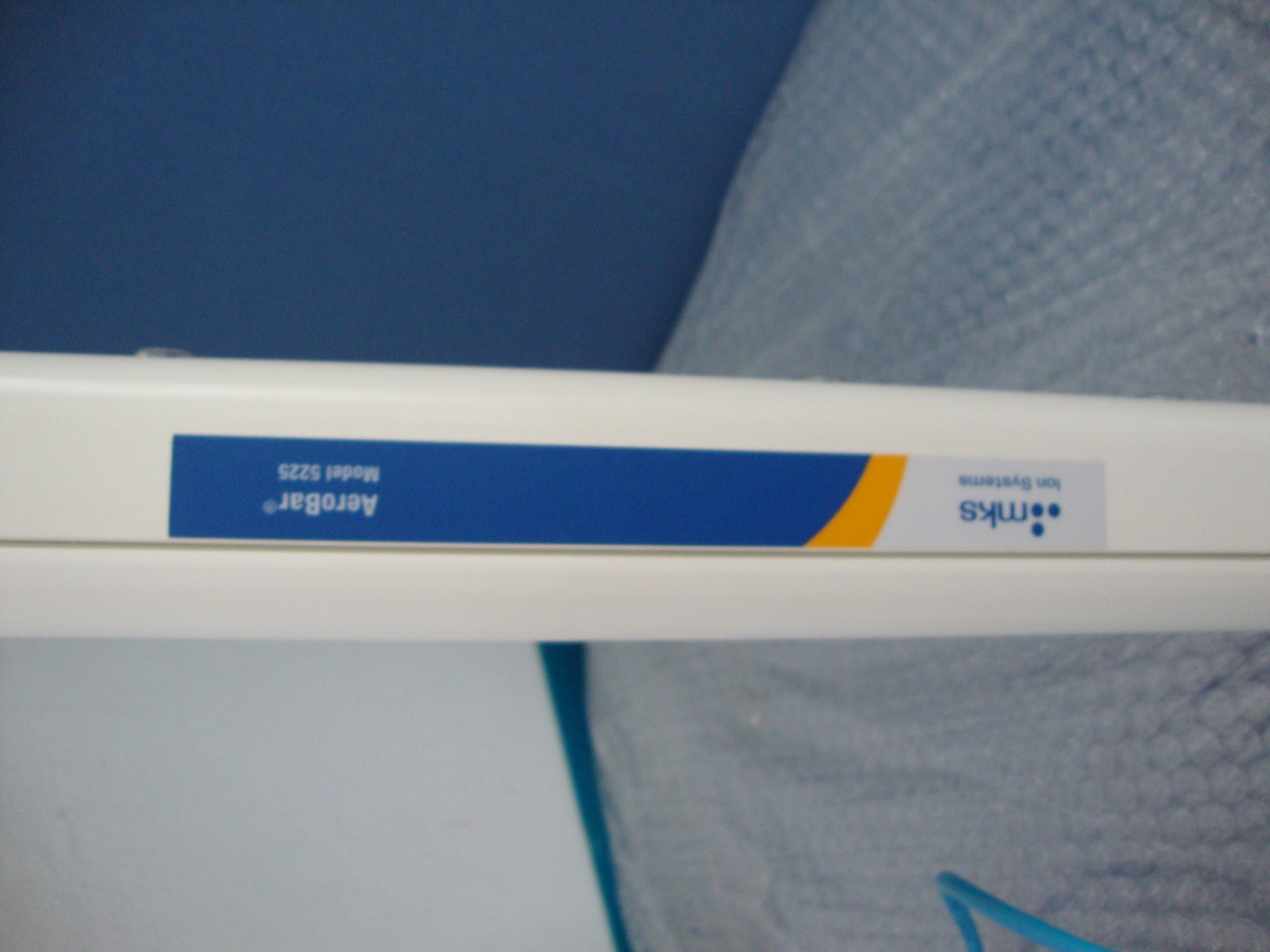 MKS ION Systems AeroBar Modell 5225 142 cm