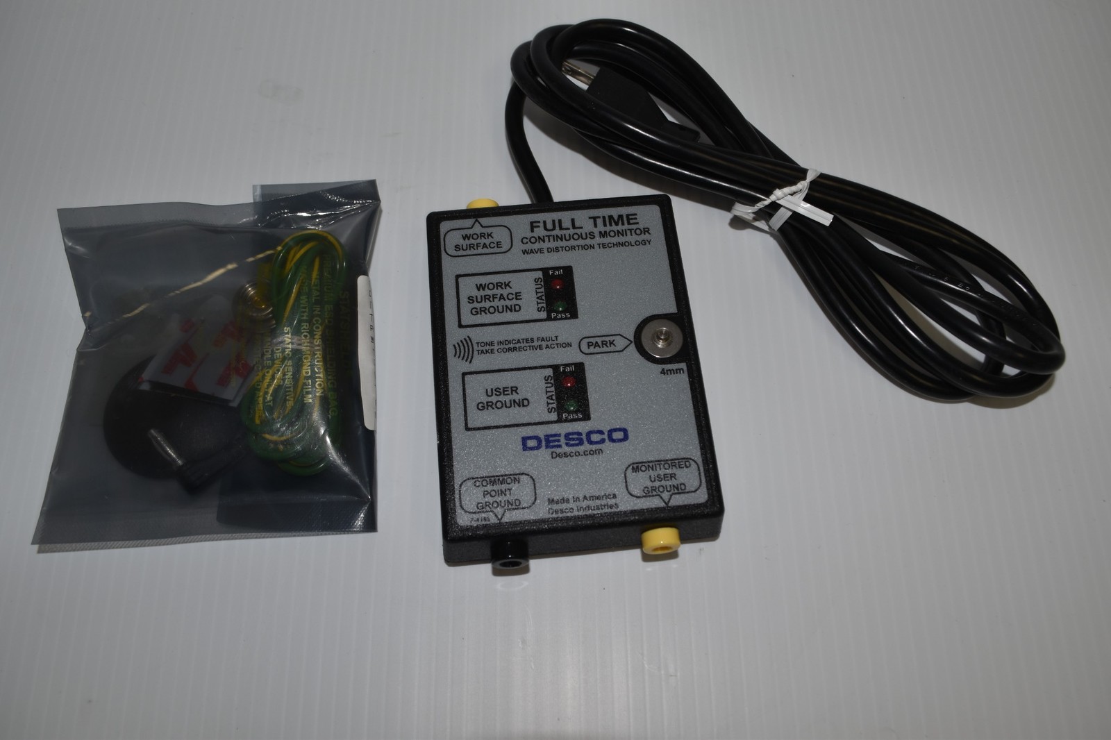 DESCO FULL TIME CONTINUOUS MONITOR WAVE DISTORTION TECHNOLOGY MODEL 19210(LAT50)