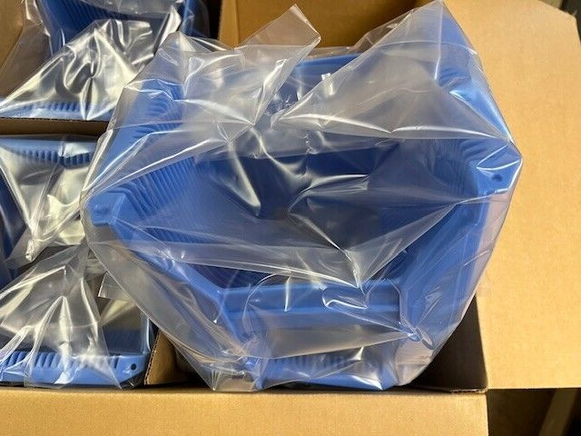 ENTEGRIS 200 mm (8 inch) Wafer Cassette, BLUE, PA192-80MB-0603. LOT OF 4