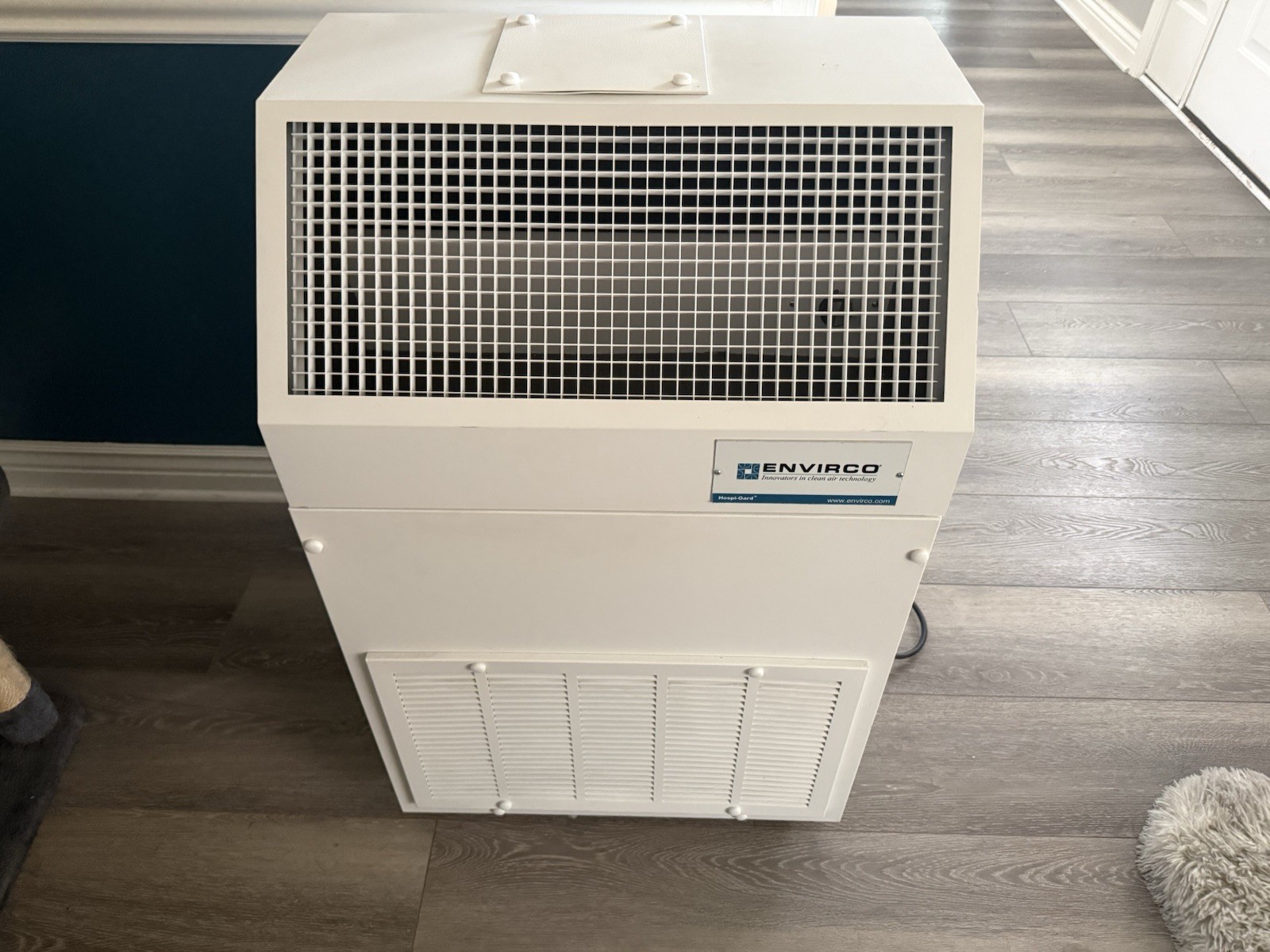 Envirco Cleanroom Workstation Model 10950, 120V, 6.9A, Equipment Type Cleanroom