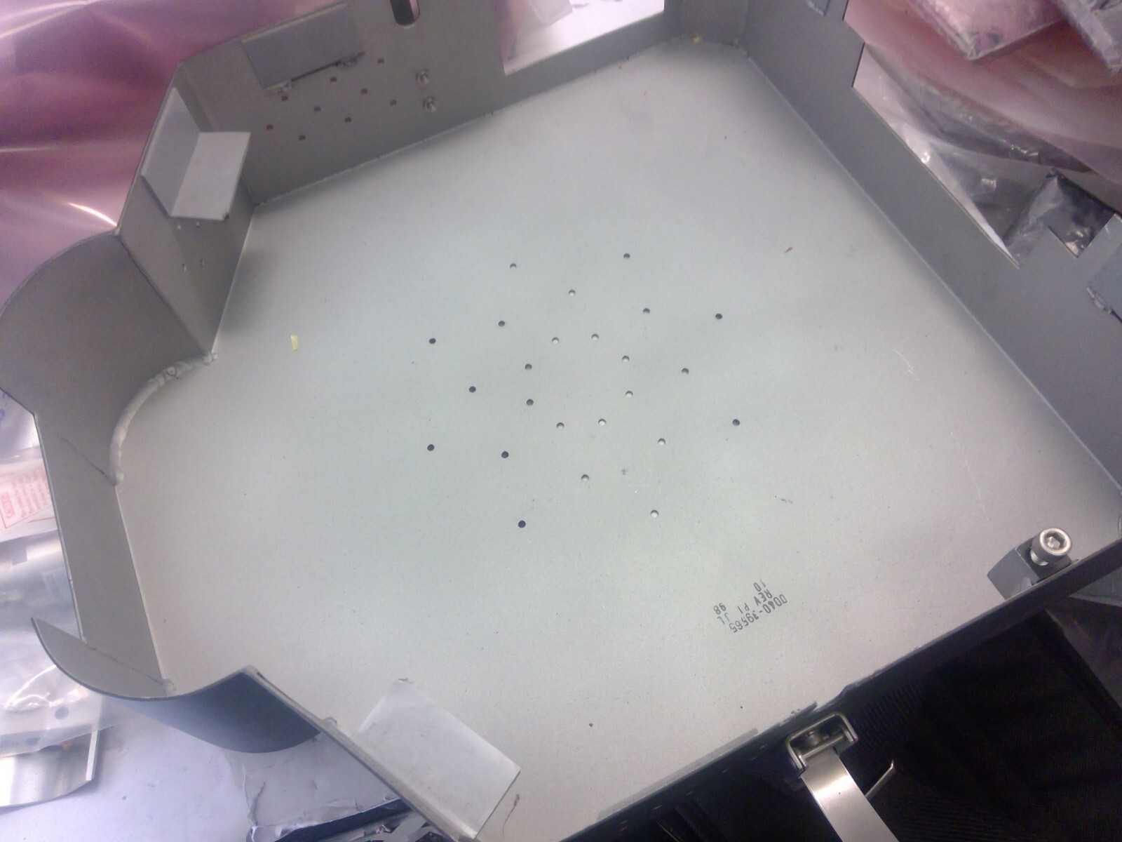 0040-39565; ASSEMBLY CHAMBER LID