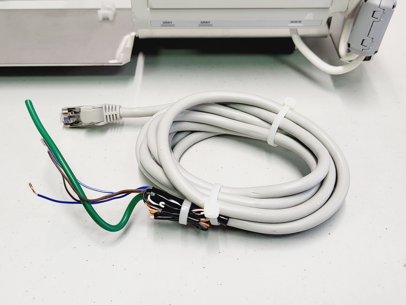 Keyence SJ-G036 High-speed Clean Air Barrier Static Eliminator, Controller & Bar