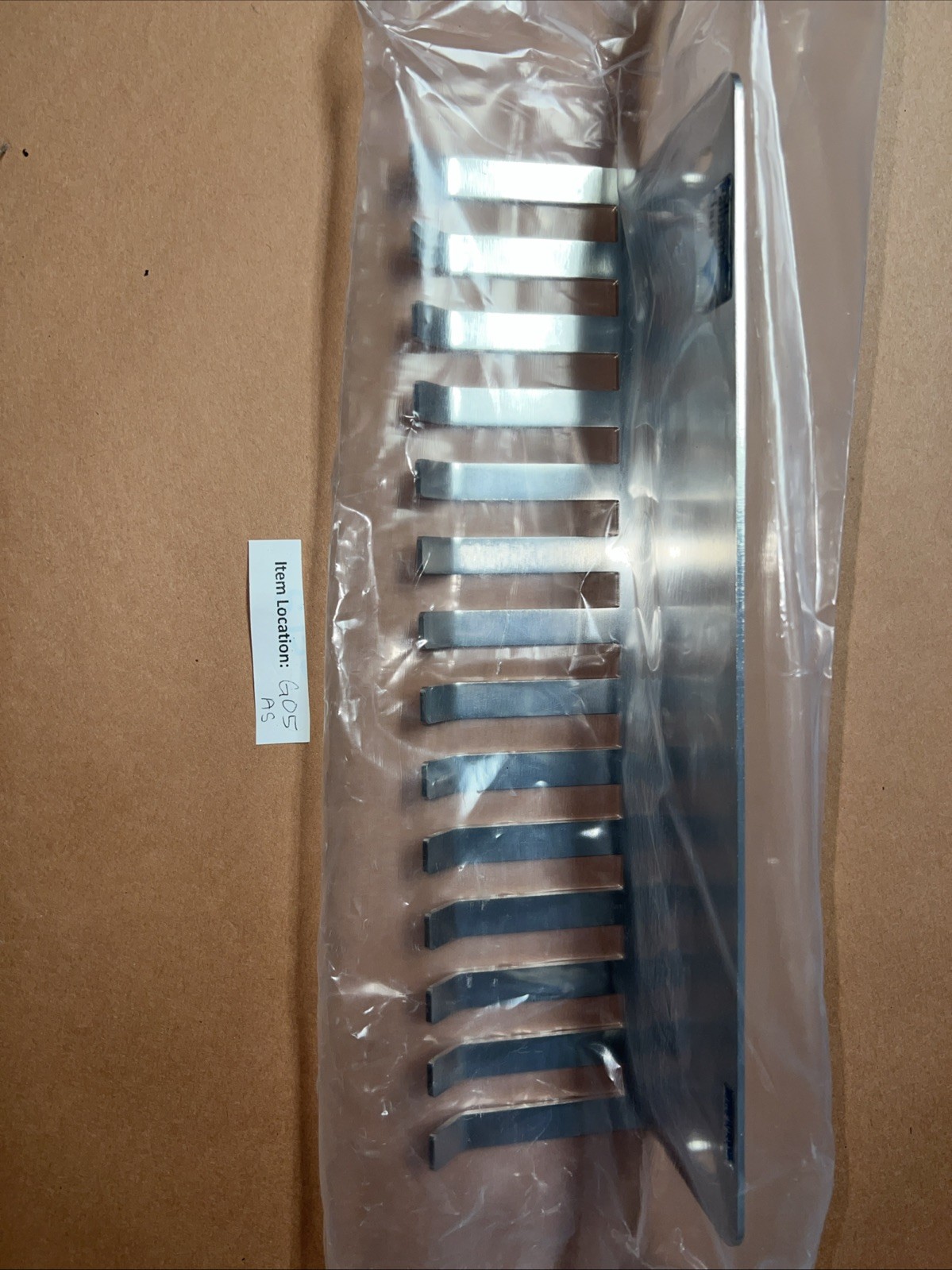 PALBAM CLASS LABORATORY/CLEANROOM STAINLESS STEEL WALL MOUNTED HANGER