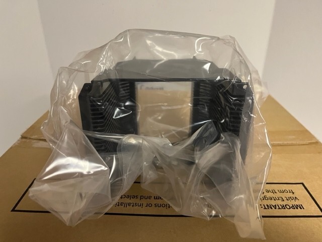 ENTEGRIS / FLUOROWARE 150 mm (6″) Wafer Cassette, PEEK, KA182-60MB-47C02
