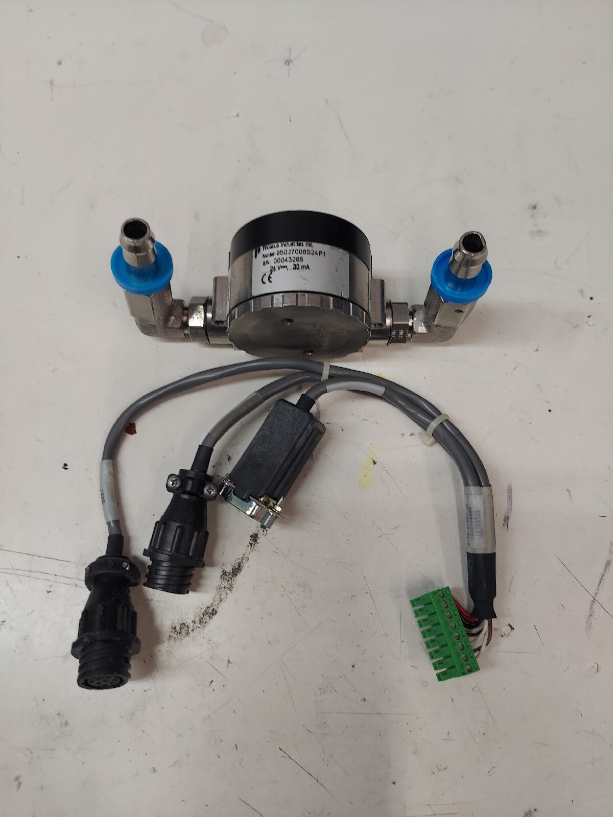 Applied Materials AMAT 0190-01982, Fluid Flow Switch 20 pieces available