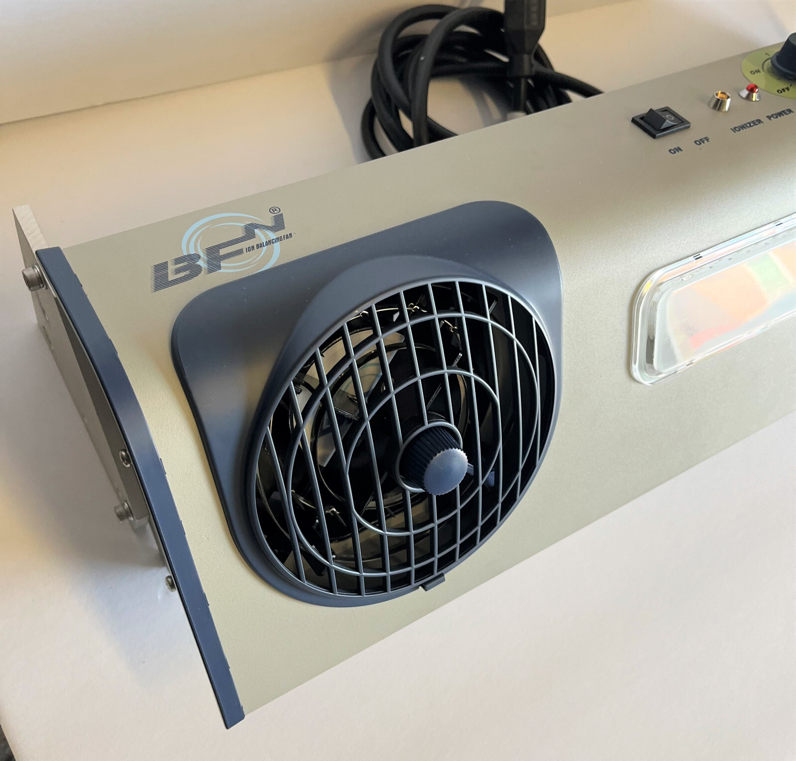BFN-802 Ion Balancing Fan / Benchtop Ionizer / LED Light 110V 70W