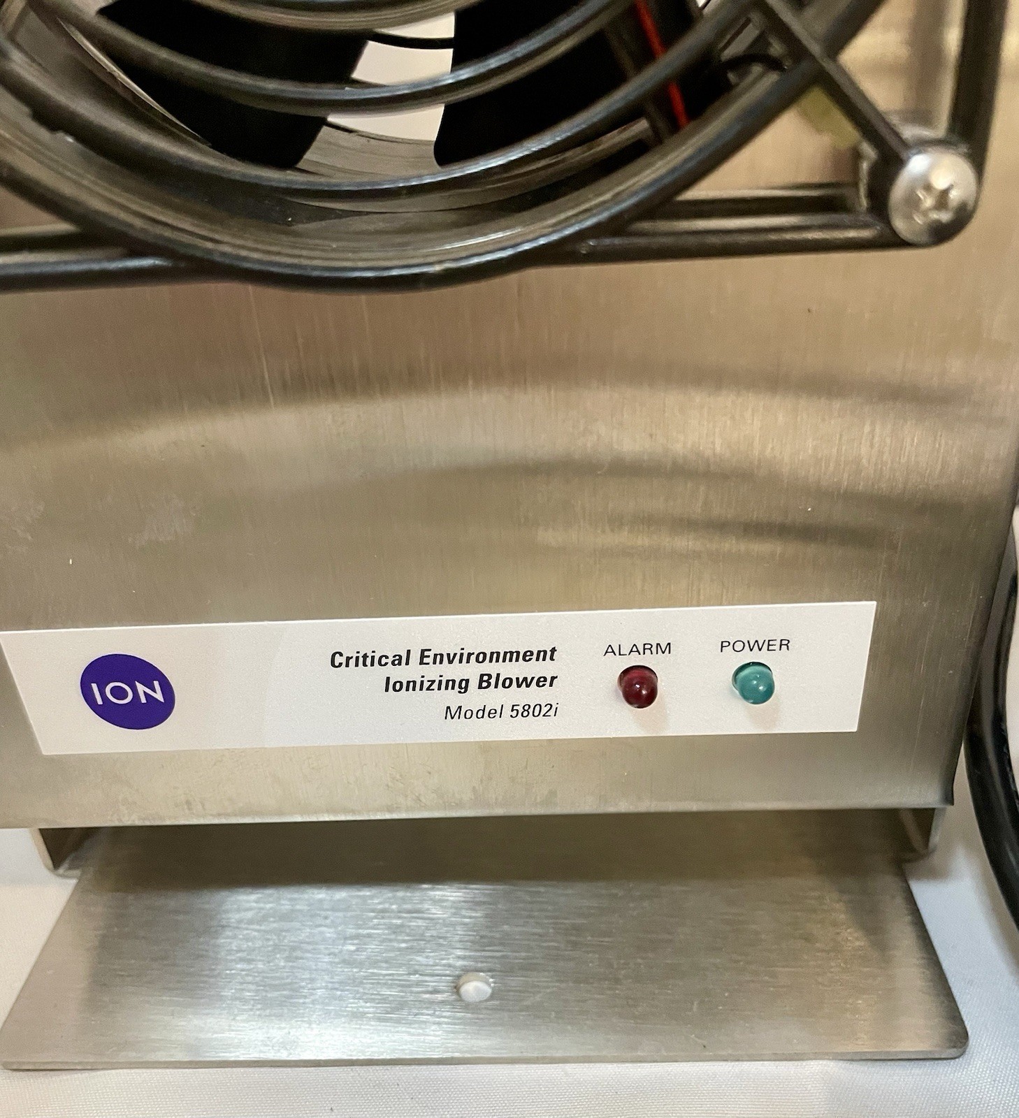 Ion Systems 5802iS Critical Environment Ionizing Blower
