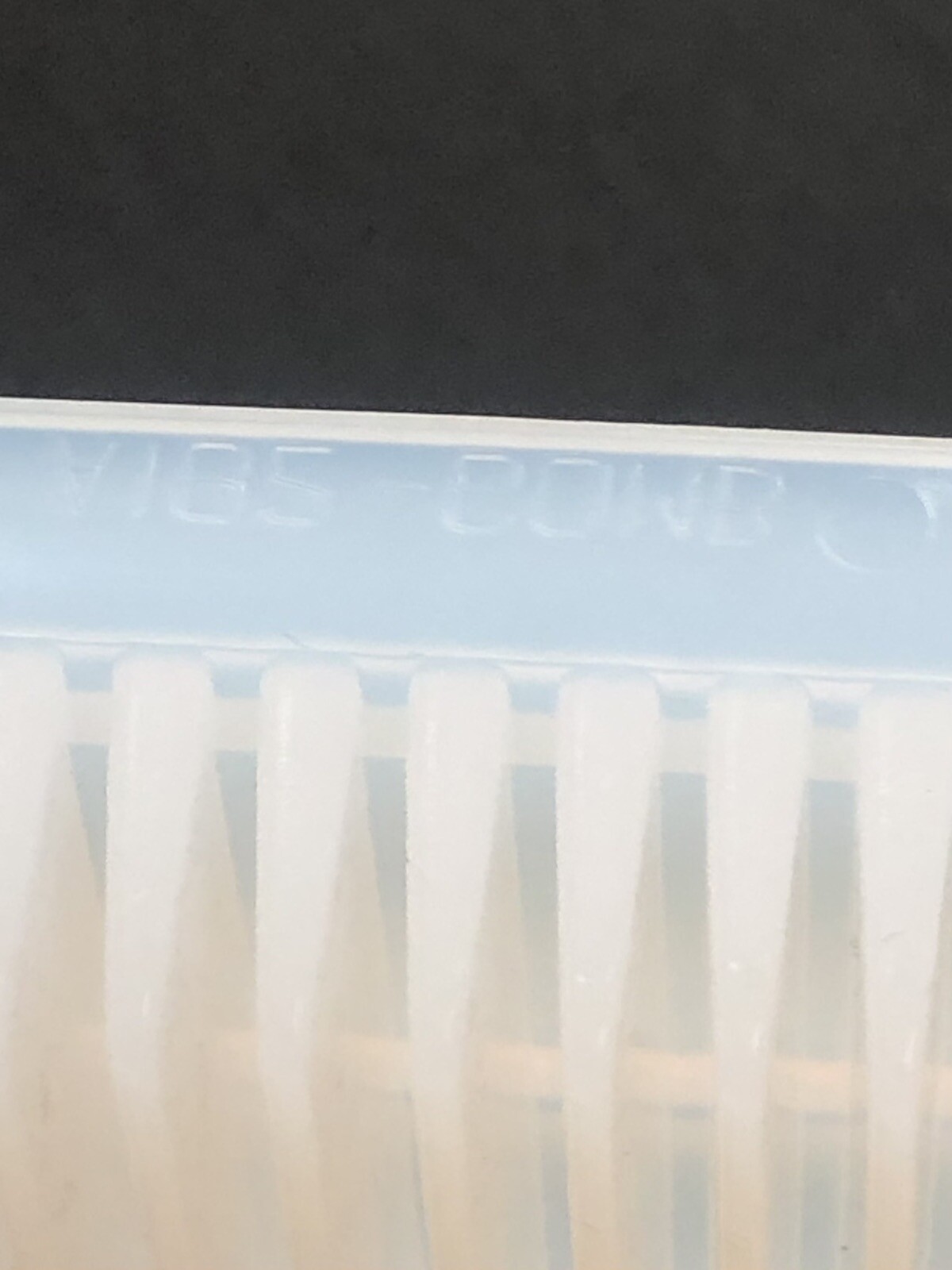 A182-60MB Entegris / Fluoroware 150mm (6 inch) Teflon Wafer Cassette PTFE.