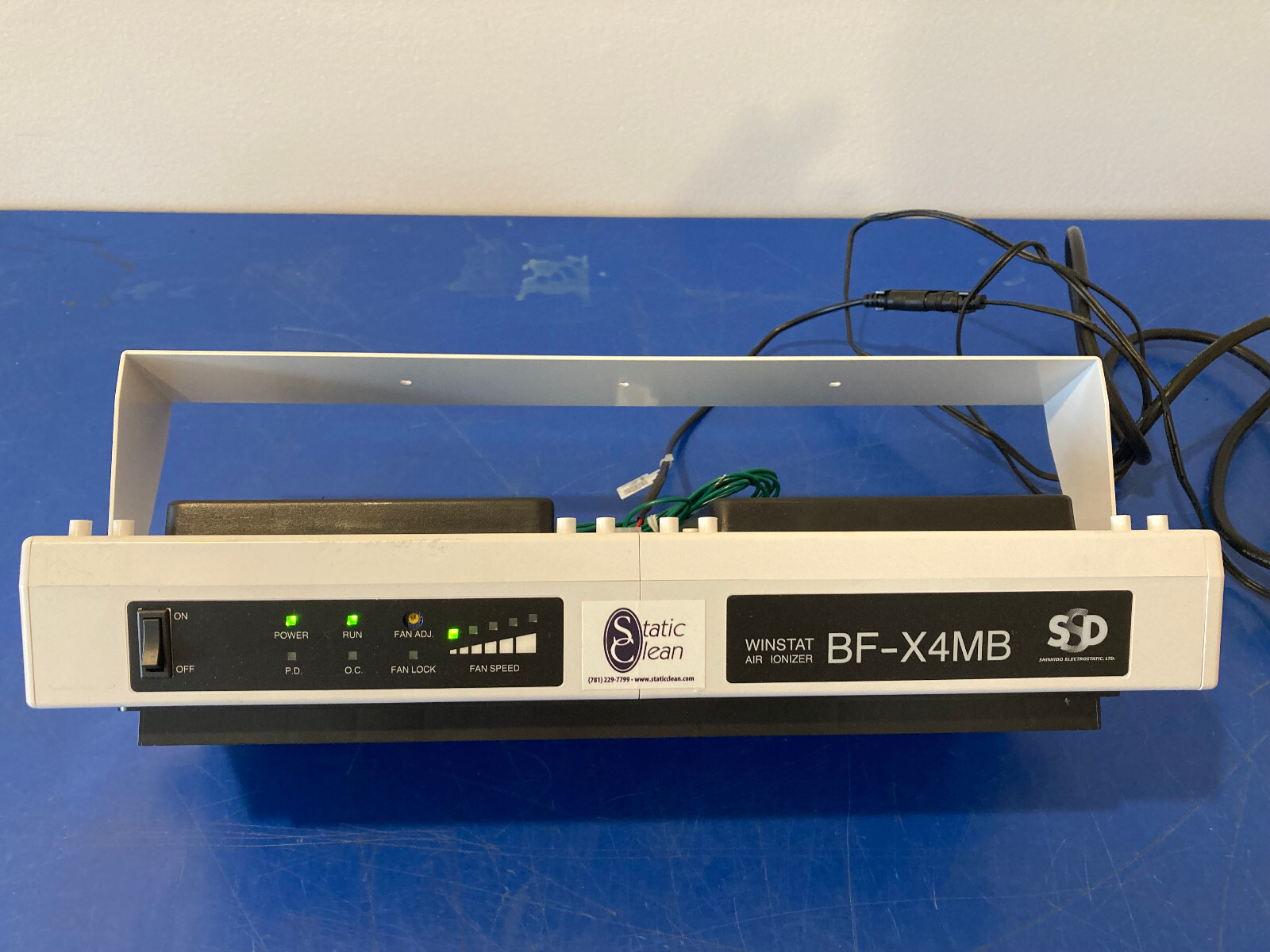 14969 Shishido Electrostatic BF-X4MB winstat Air ionizer about 15″ long 120volt
