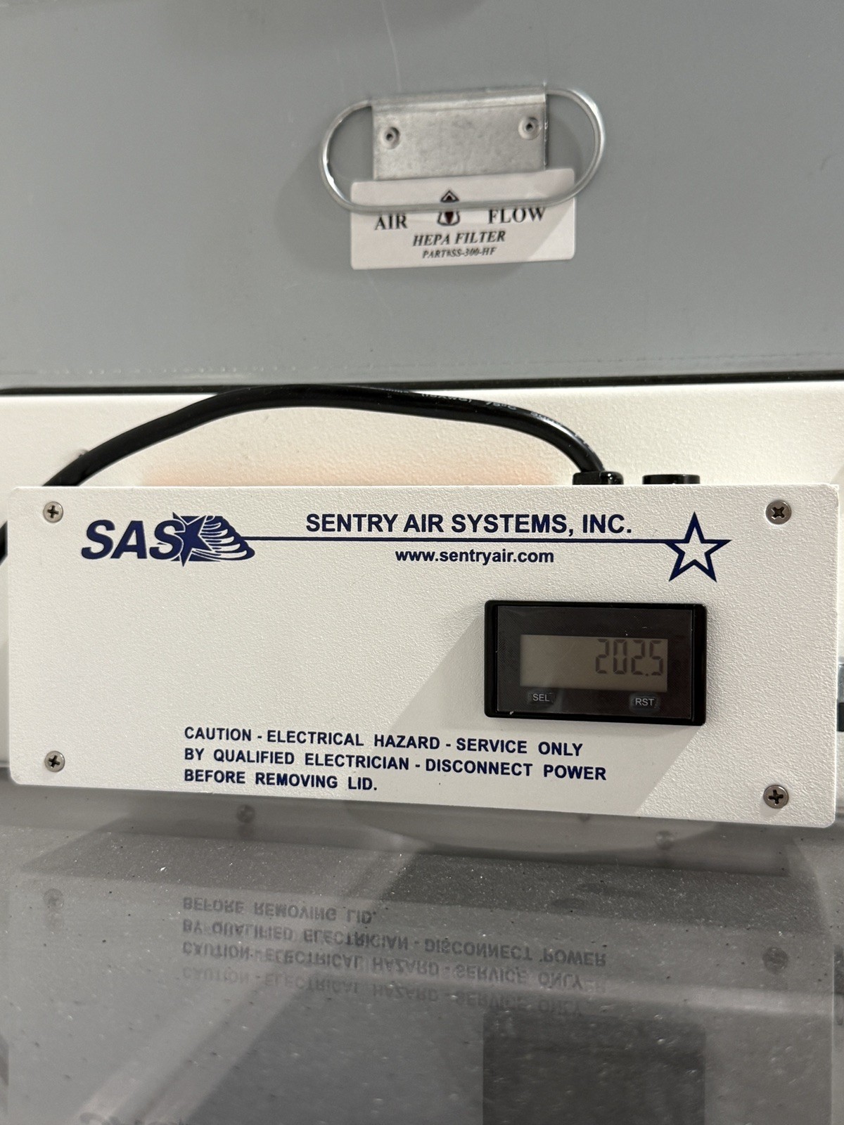 Sentry Air Systems 30” Portable Ductless Fume Hood. Model #SS-218-PCR
