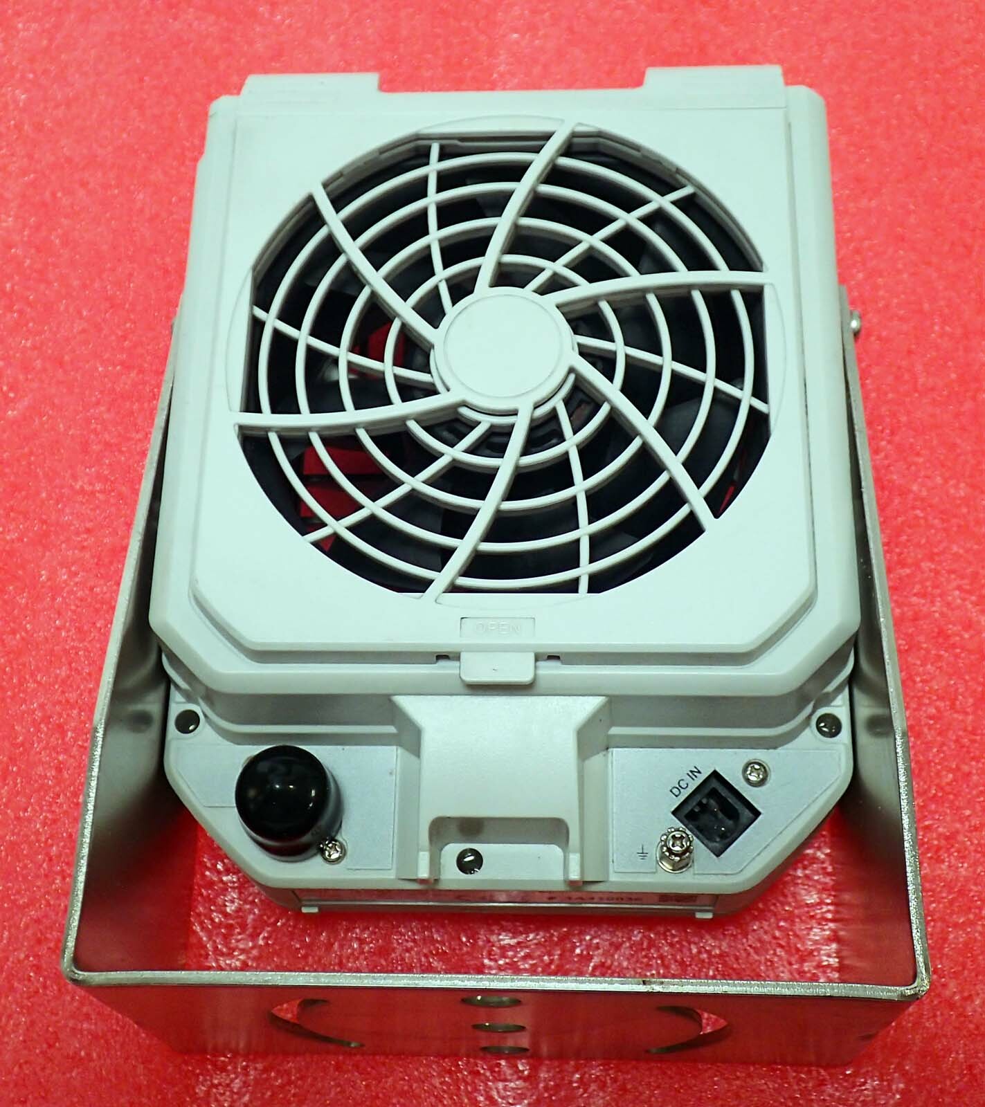 KEYENCE SJ-F036 HIGH SPEED WIDE AREA STATIC ELIMINATOR 24Vdc & PWR SUPPLY TESTED
