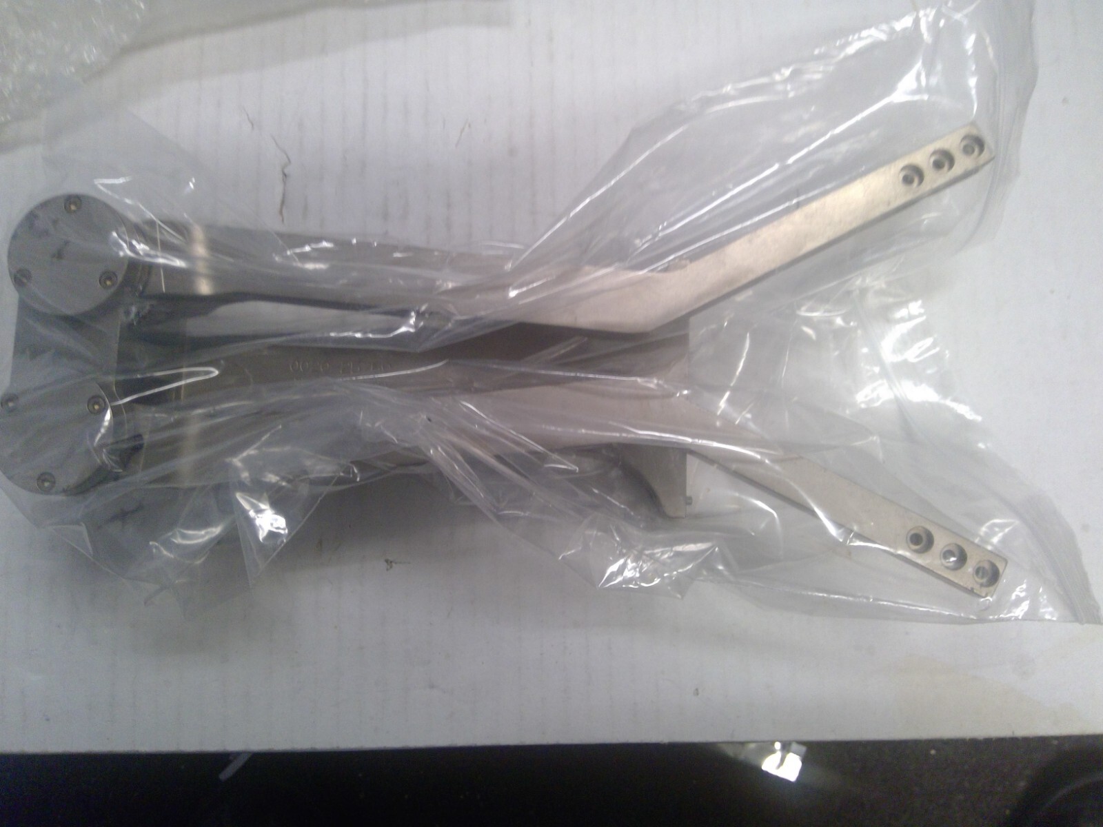 0040-21013; 0040-21014; 0020-25769; VHP+ ROBOT ARM ASSEMBLY