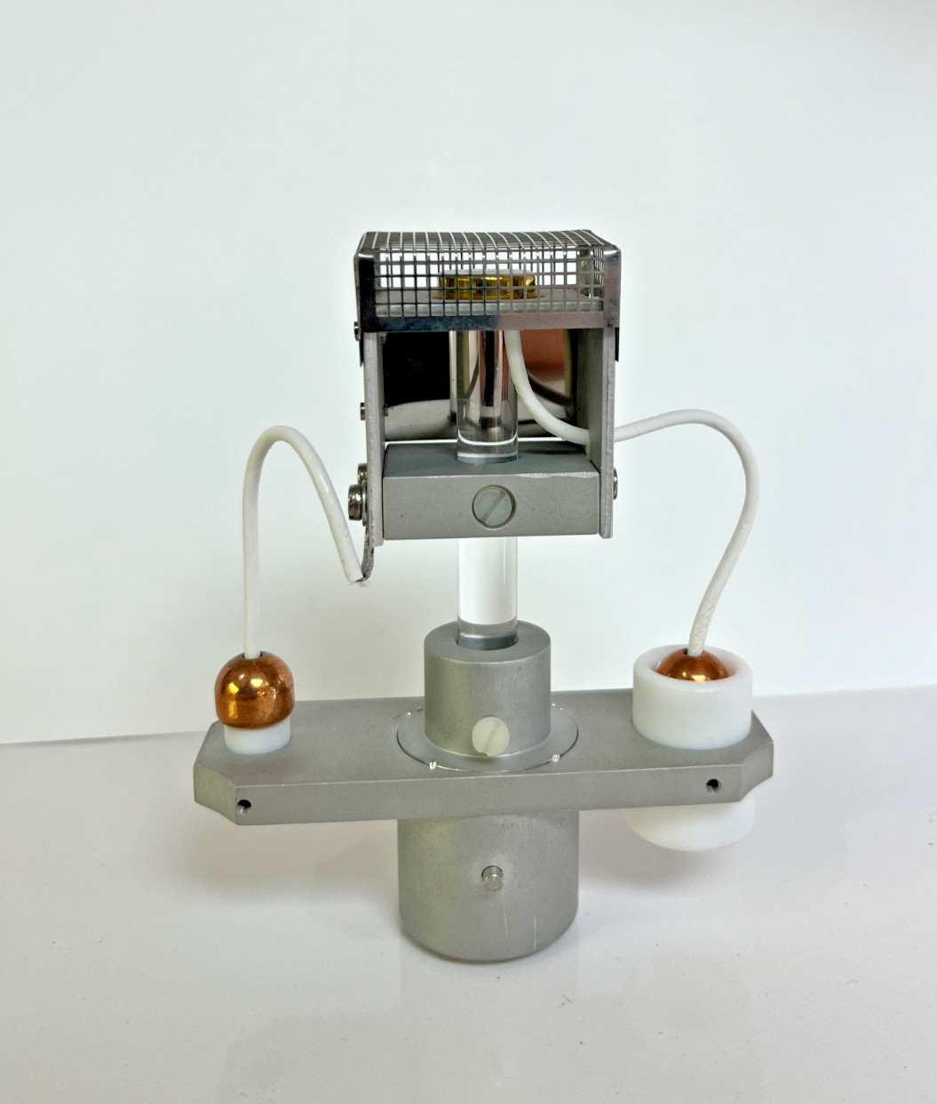 High voltage ionizer emitter