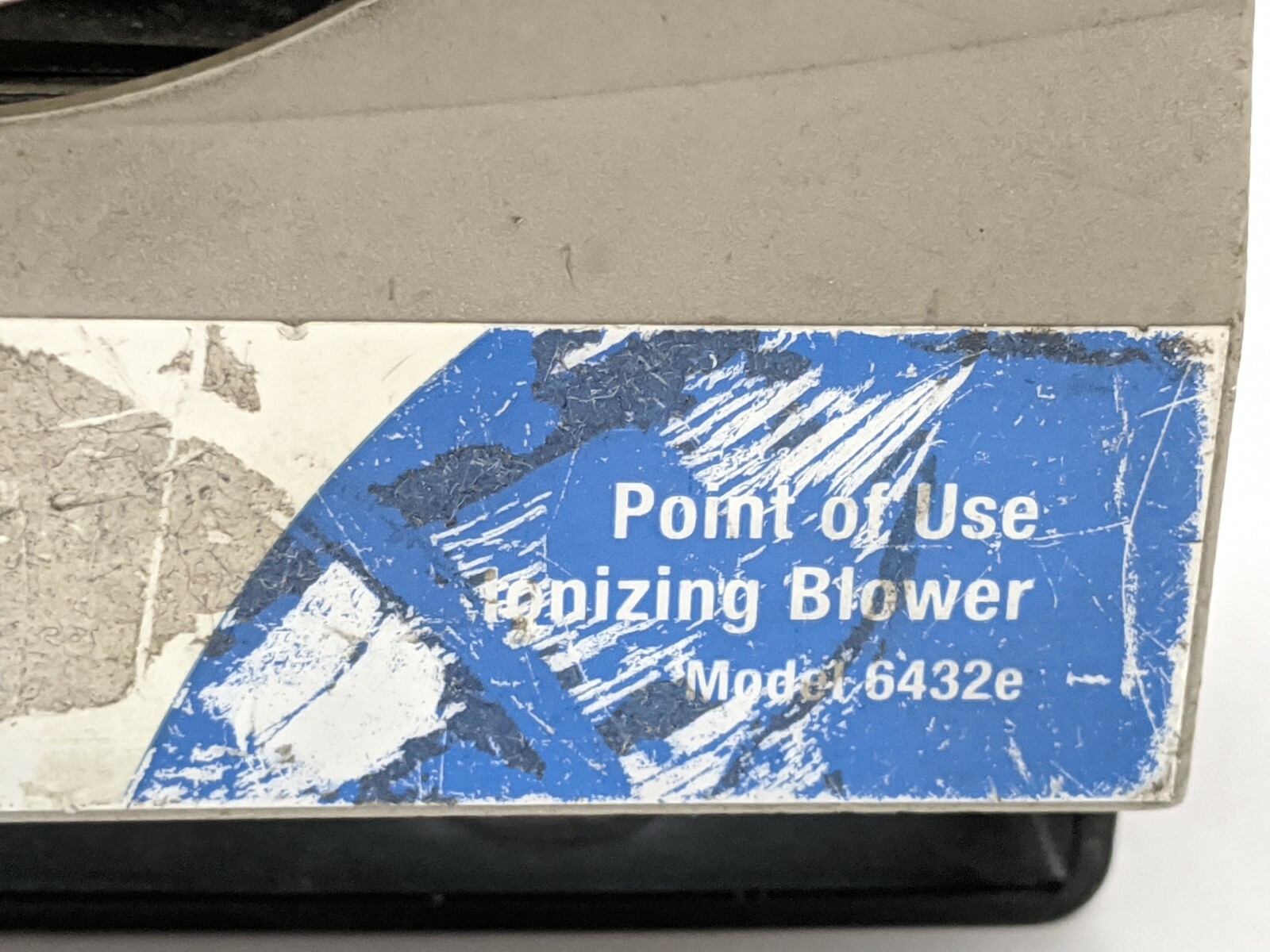 MKS 6432e Point of Use Ionizing Blower Fan