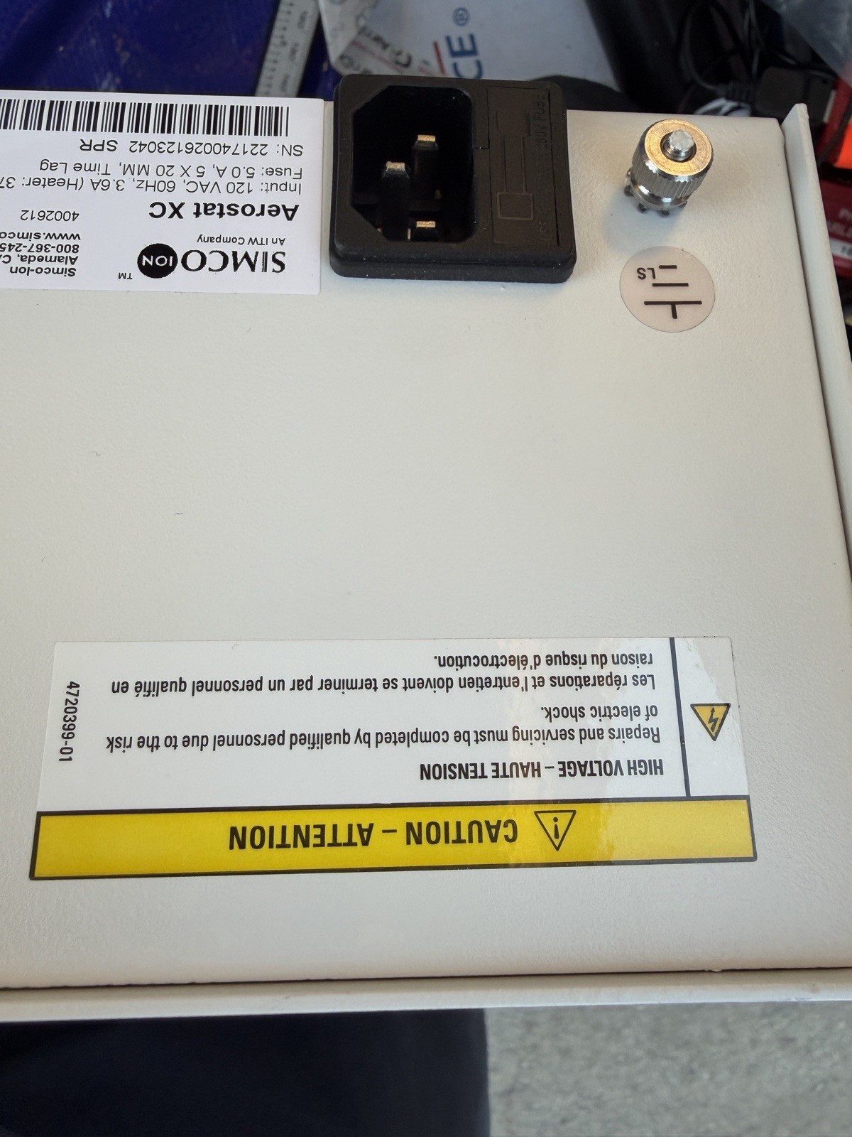 Simco Aerostat XC benchtop ESD ionizer for static-safe workbench