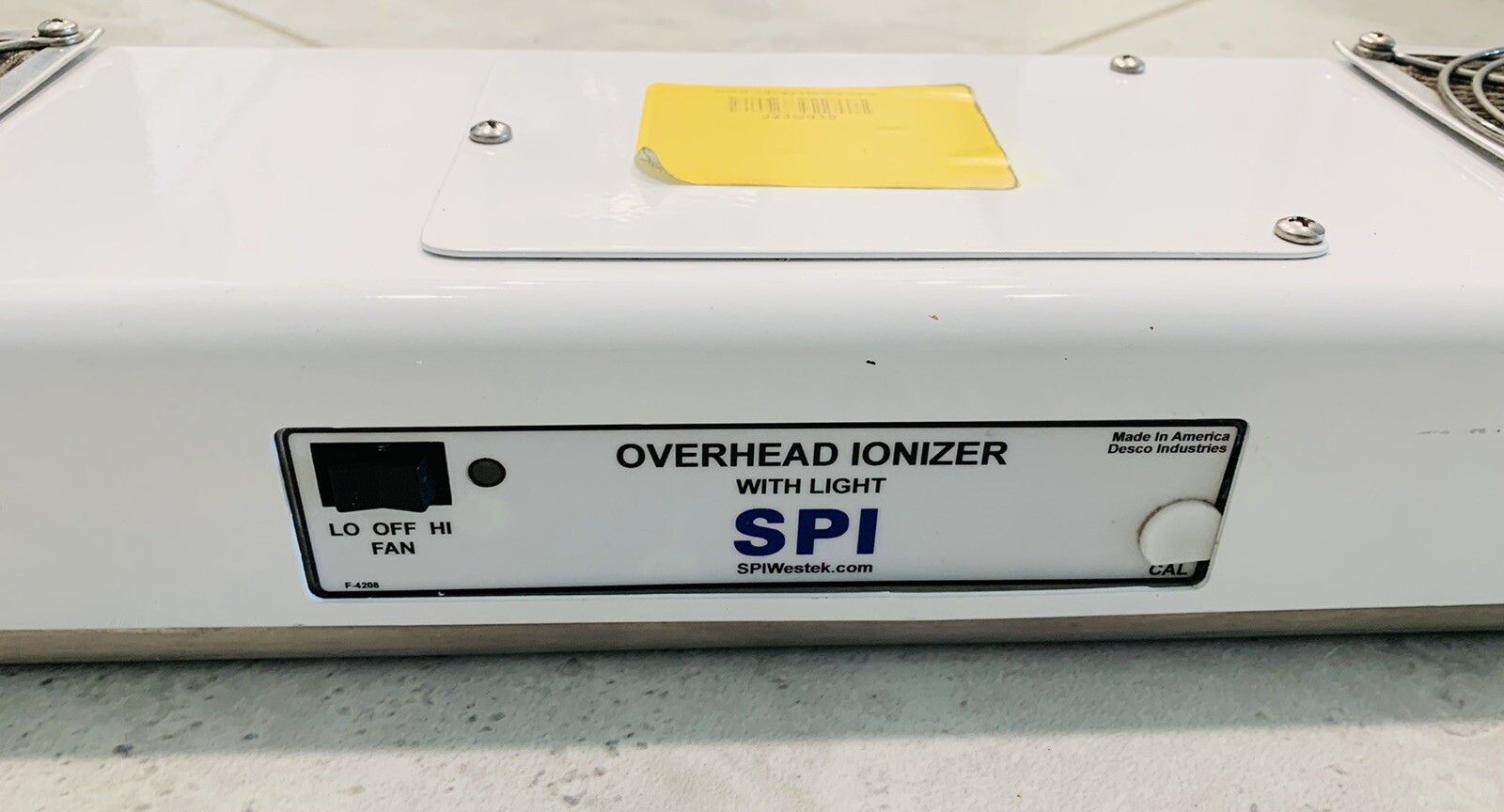 SPI Model 94040 Overhead Cleanroom Air Ionizer With Lights (Ionic Ionizing)