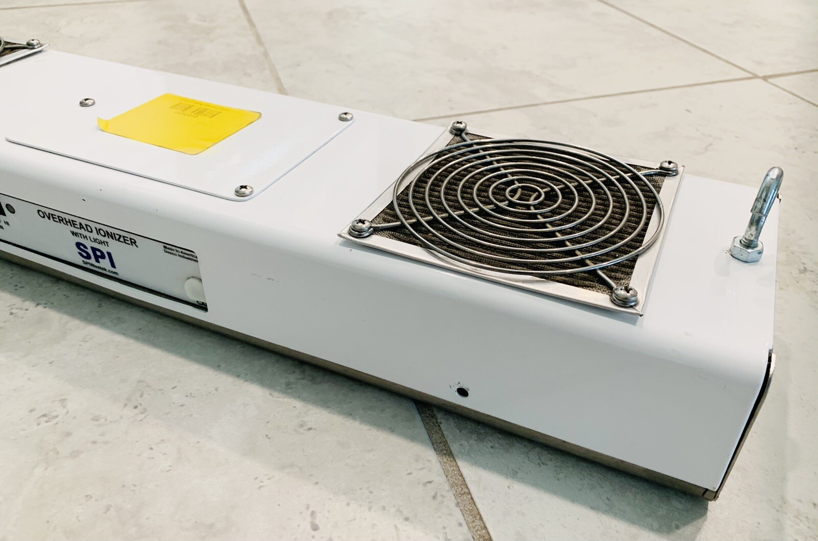 SPI Model 94040 Overhead Cleanroom Air Ionizer With Lights (Ionic Ionizing)