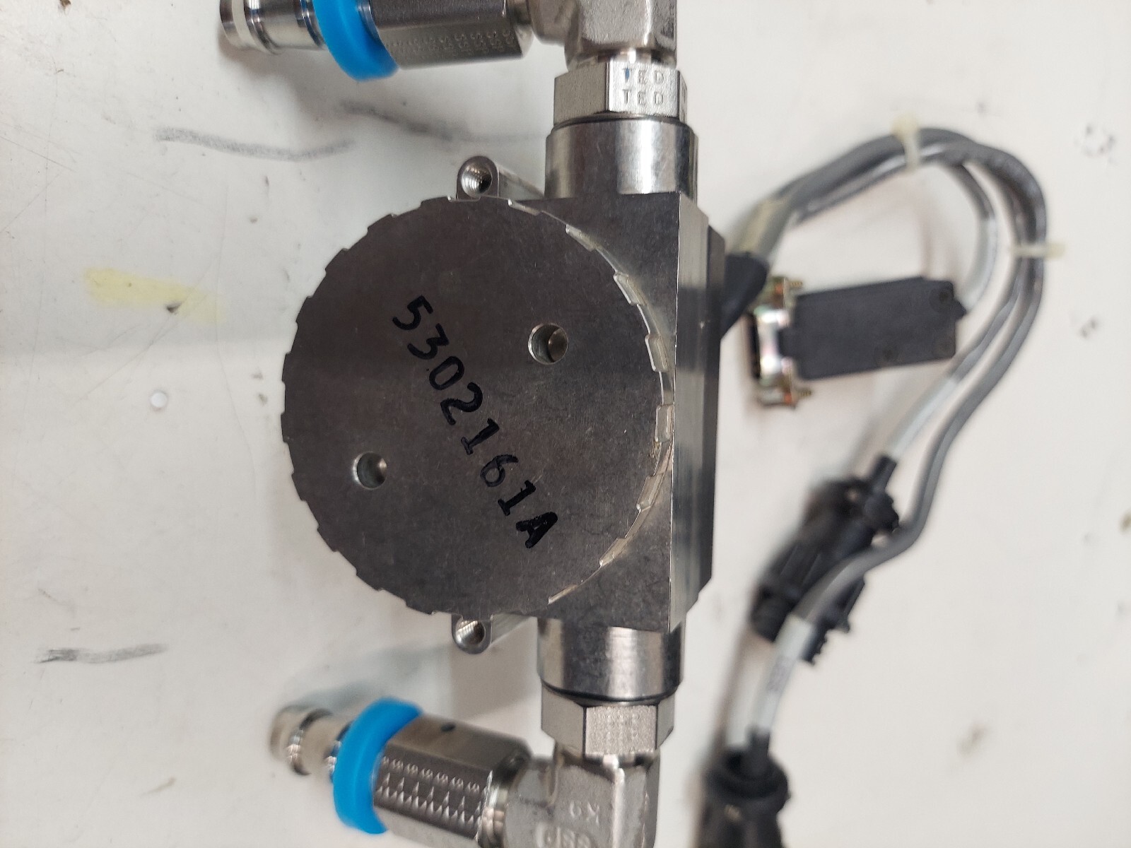 Applied Materials AMAT 0190-01982, Fluid Flow Switch 20 pieces available