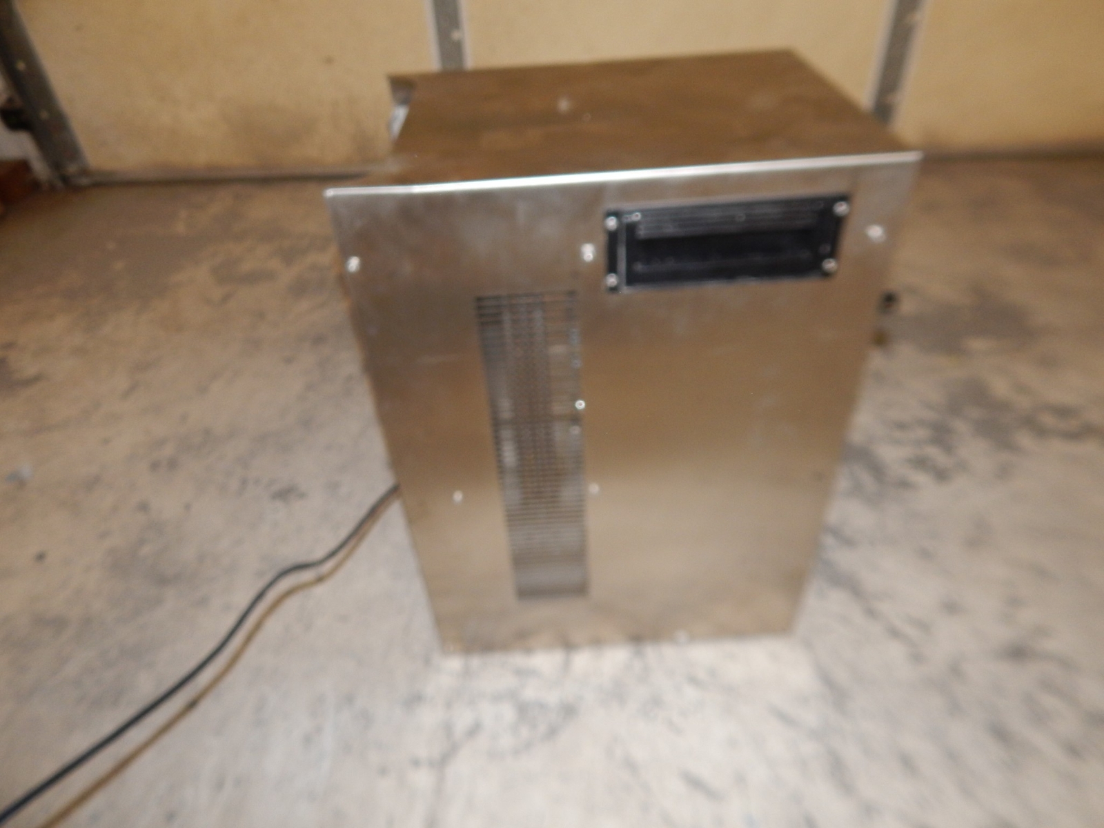 VTU EXPOTECH MODEL OGL10 OZONE GENERATOR (#4471)