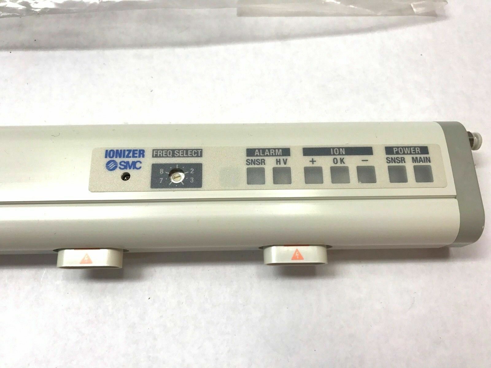 SMC IZS30-300 Ionizer 24VDC 150mA