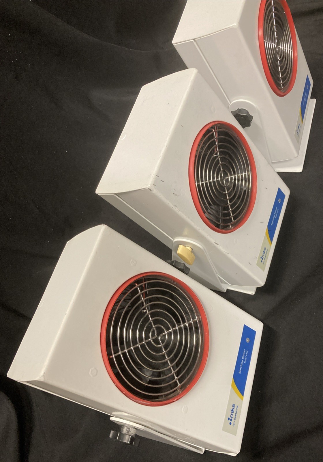 3 MKS Industrial Ionizing Benchtop Blowers Model: 6442 Ion Systems Inc