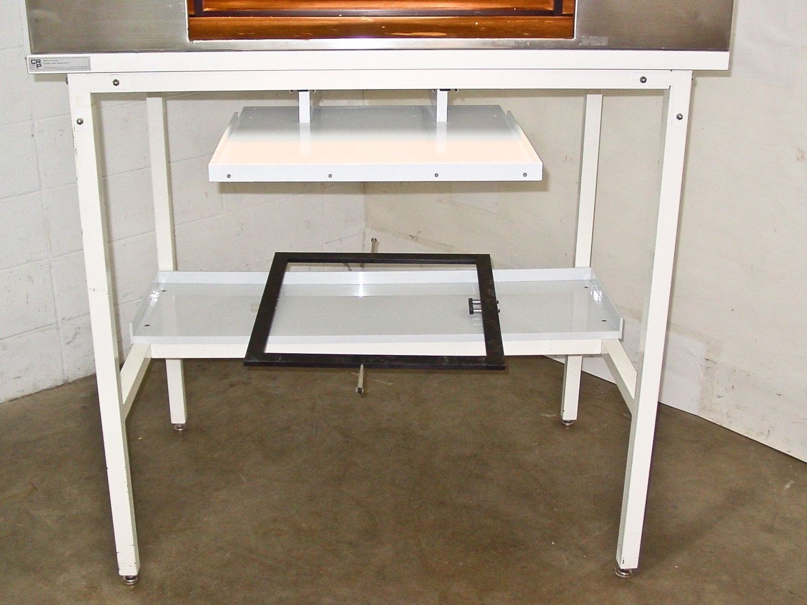 CRP L-207-B 26x29x30″ Custom Light Box Chamber w/ Table Stand – 120v 60Hz 270VA