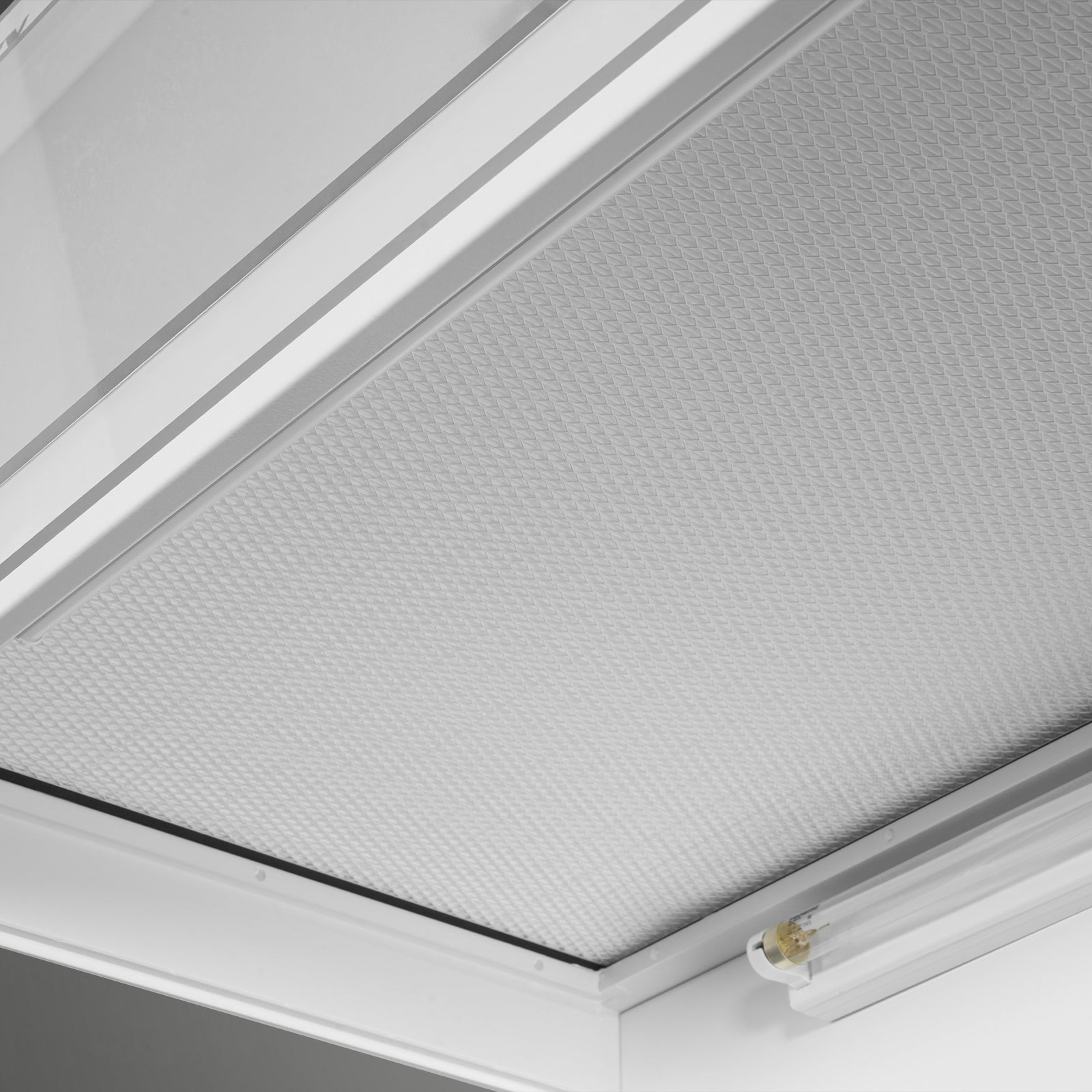 53.5” Vertical Laminar Flow Clean Bench With HEPA&UV, ISO Class 5, CB-V2