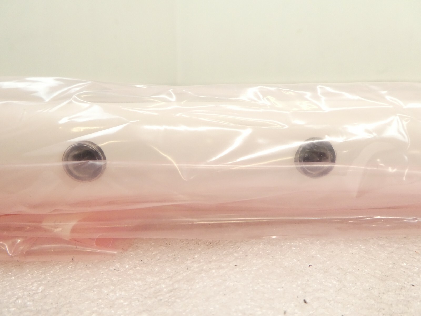 ION Systems 5685 44″ AeroBar Ionizer Bar 93-5200 Mattson 529-15373-00 New Spare