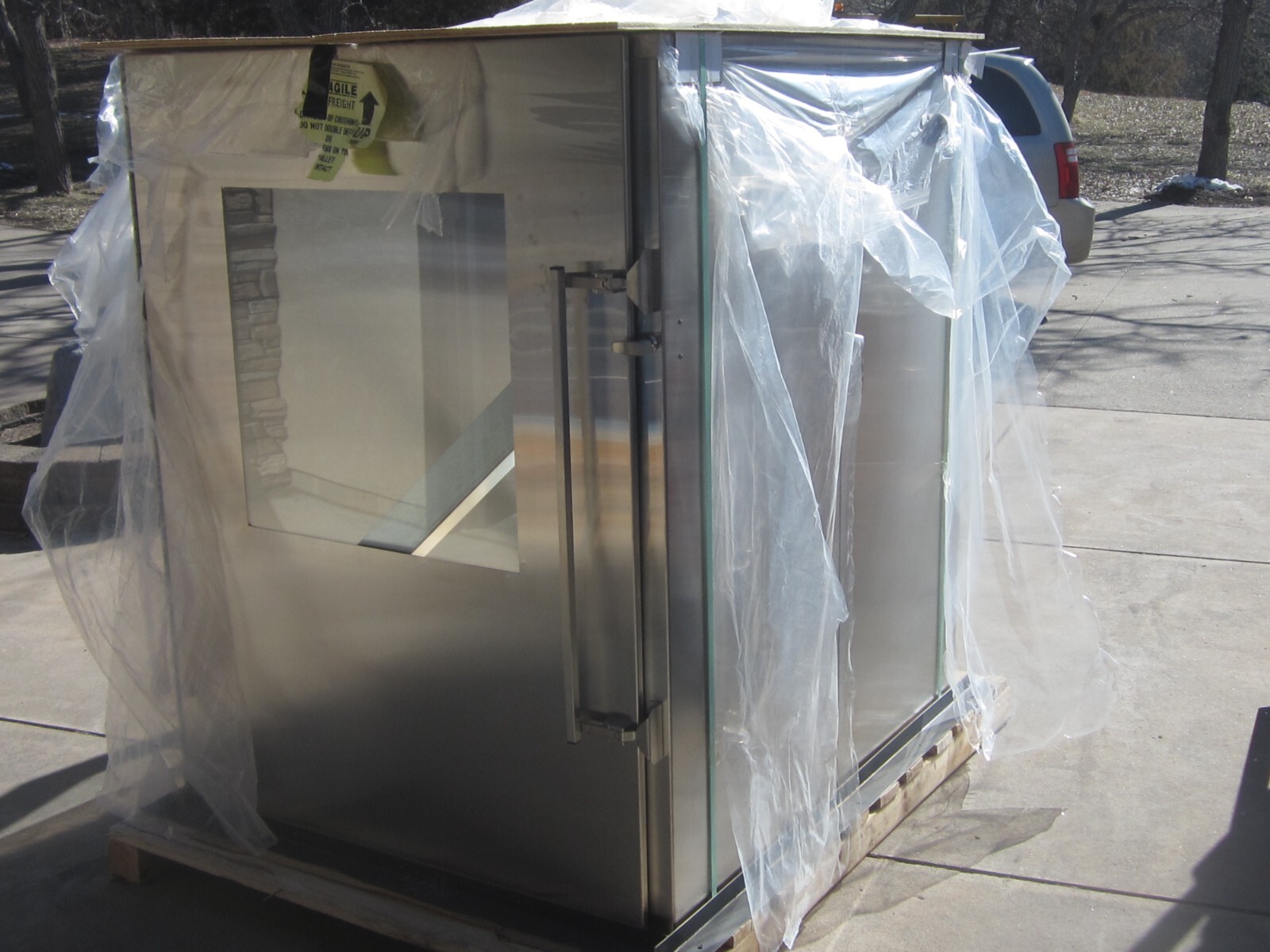 CLEAN AIR PRODUCTS CAP 18 FLOOR MOUNTED PASS THRU STAINLESS STEEL 42 X 60 X 54D