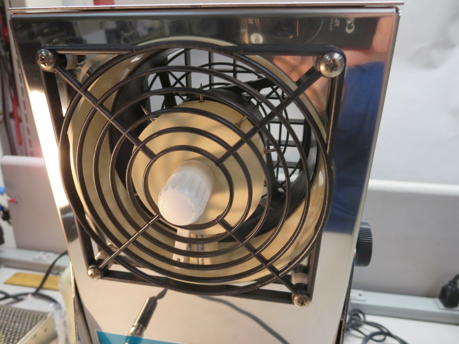 Simco, DDI, Ionizing Air Blower, 24 VDC, With Simco Centurion DDI Power Supply