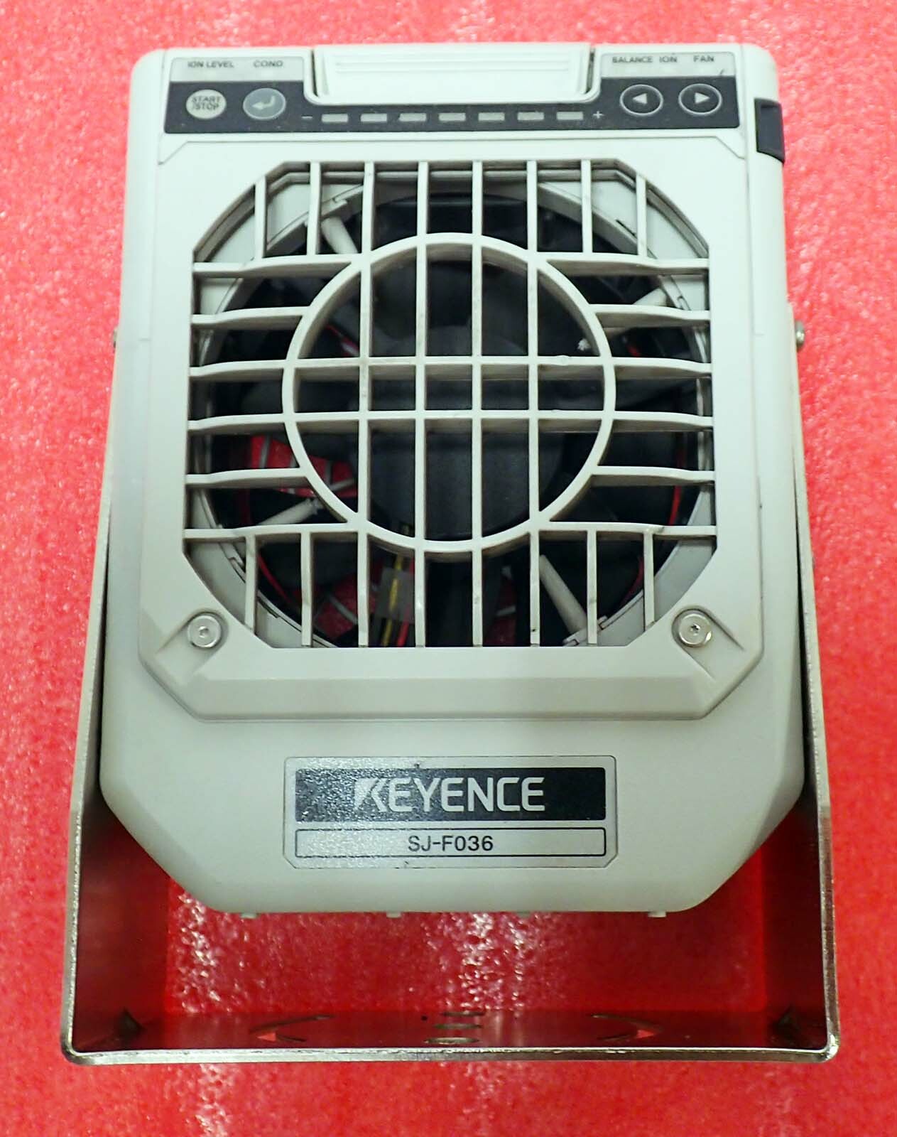 KEYENCE SJ-F036 HIGH SPEED WIDE AREA STATIC ELIMINATOR 24Vdc & PWR SUPPLY TESTED