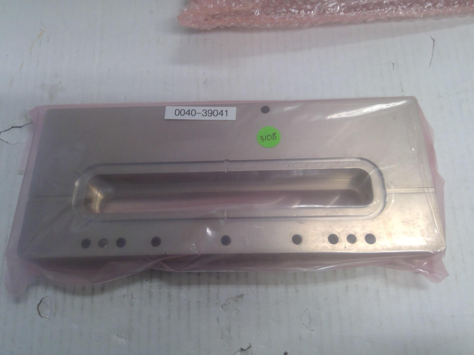 0040-39041; CENTER MOUTHED PLATE